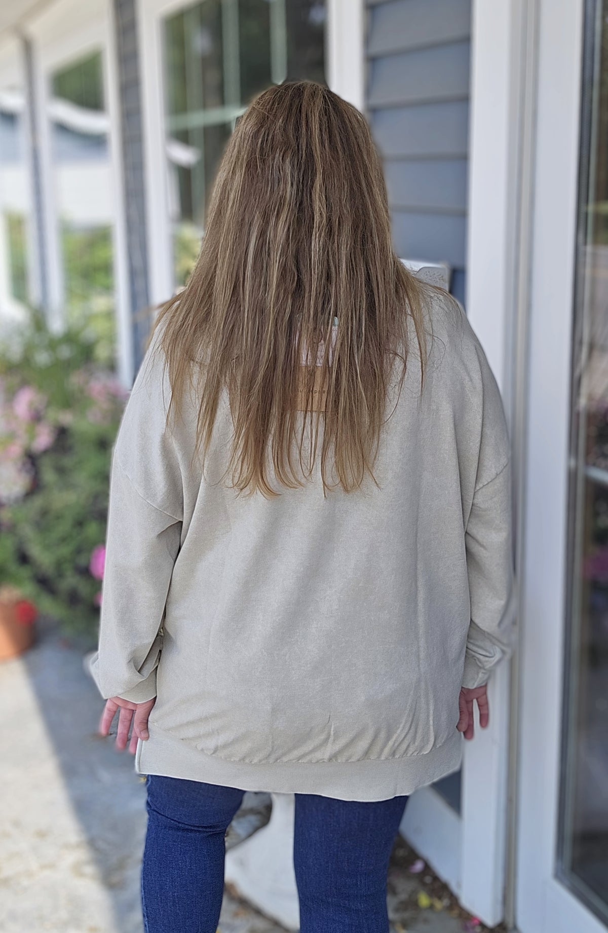 OATMEAL MINERAL WASH CREW NECK PULLOVER