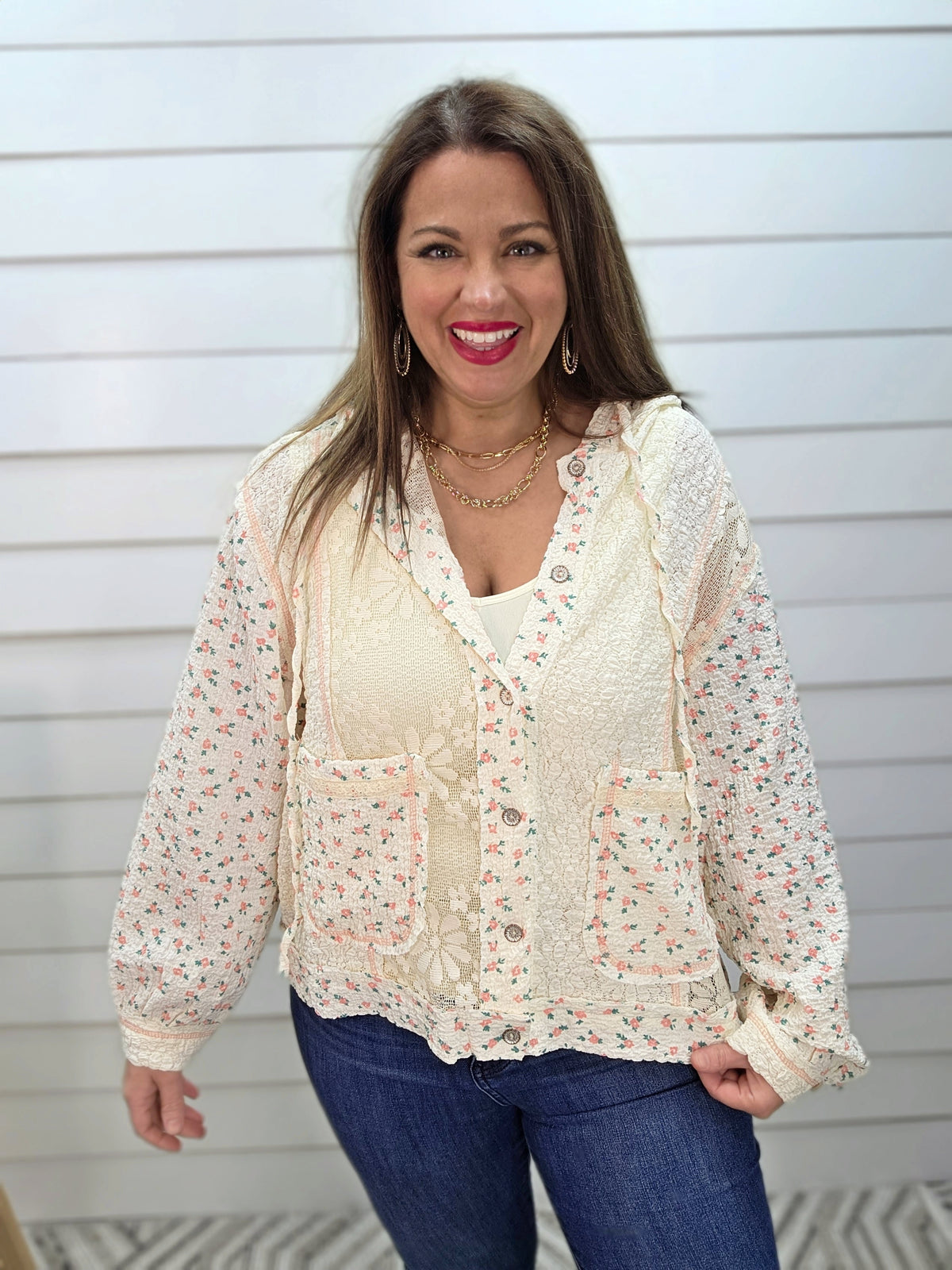POL CREAM TEXTURE/LACE JACKET WITH PETITE FLORAL