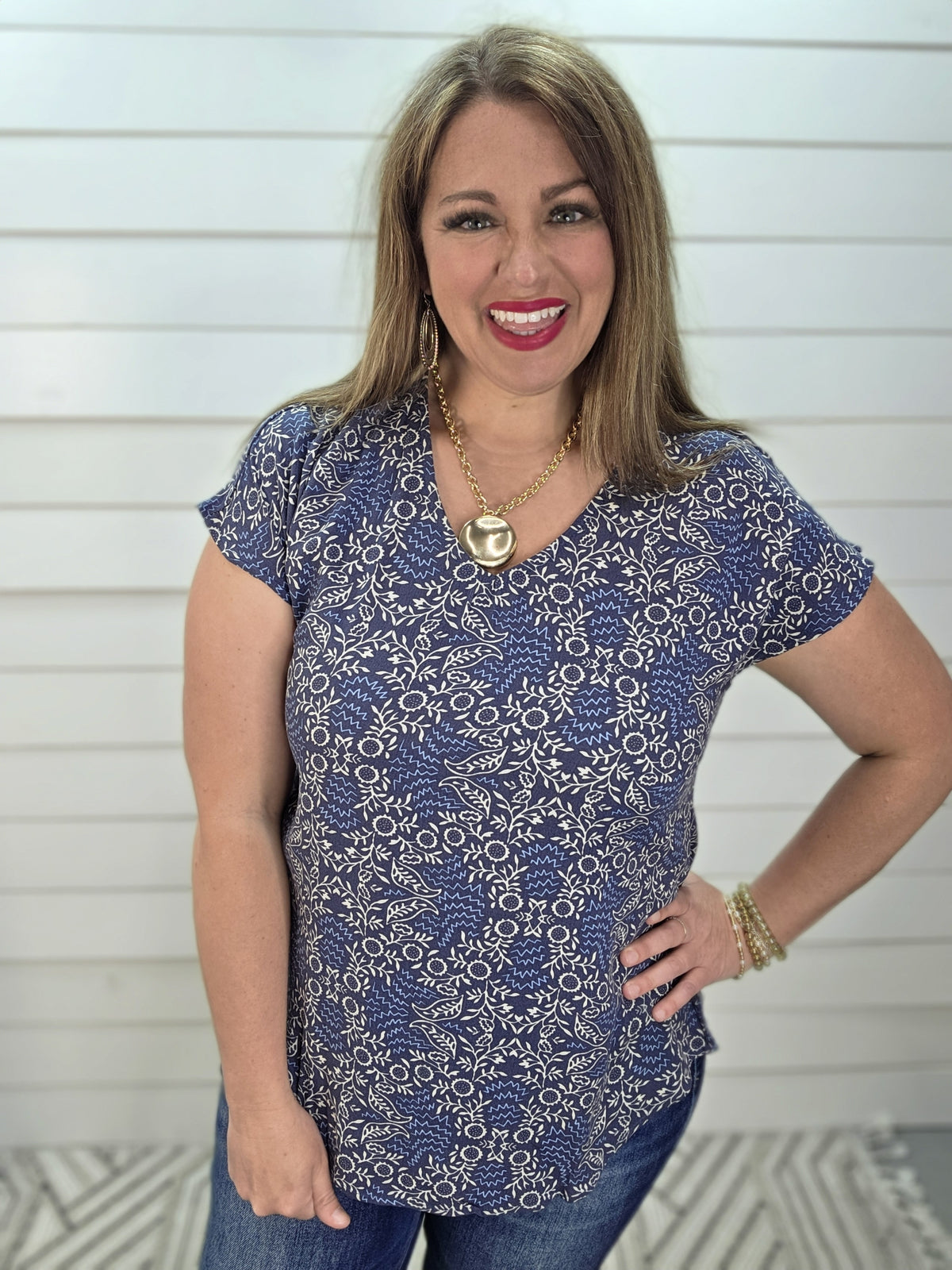 NAVY FLORAL V NECK WOVEN TOP