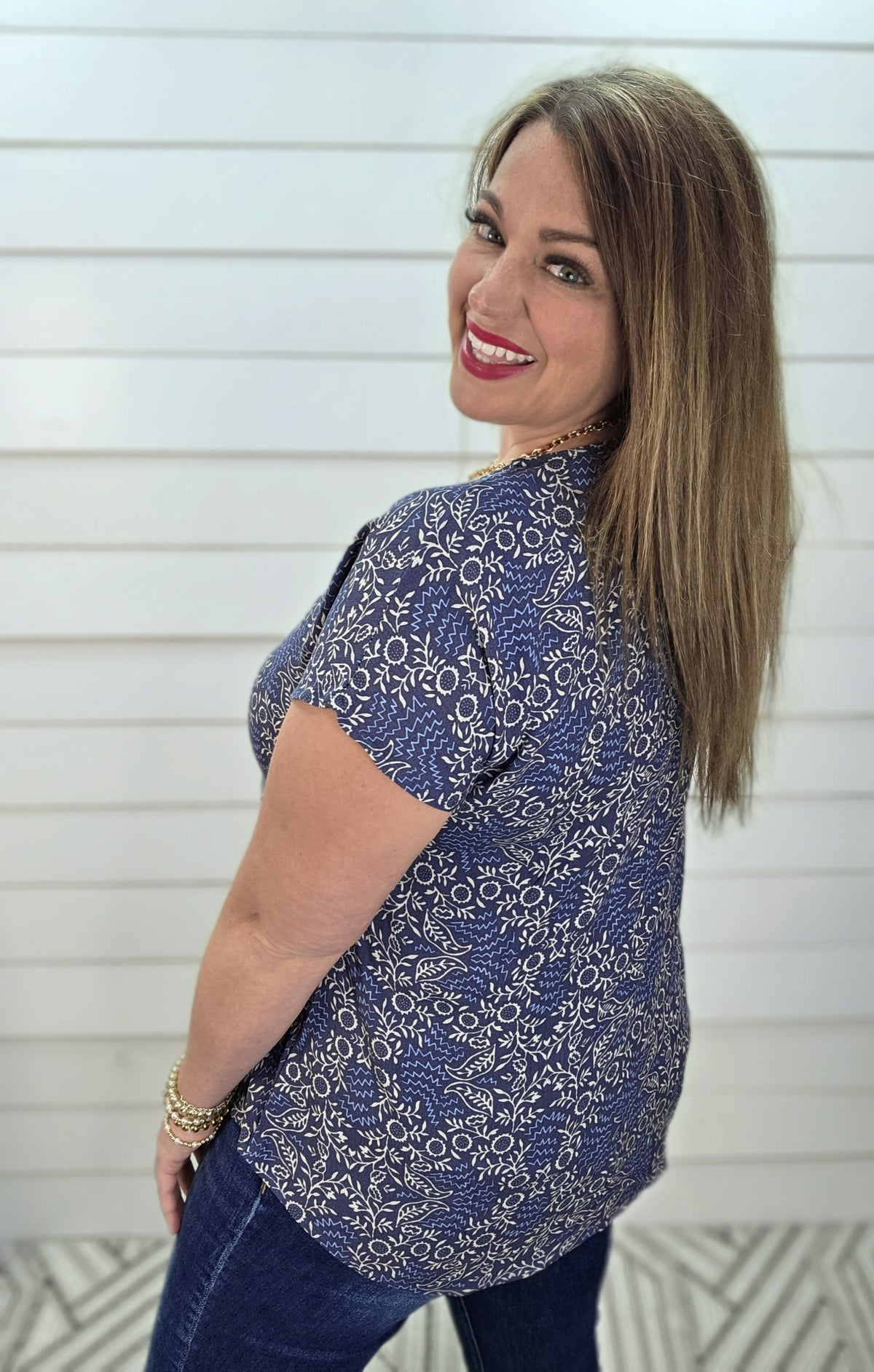 NAVY FLORAL V NECK WOVEN TOP