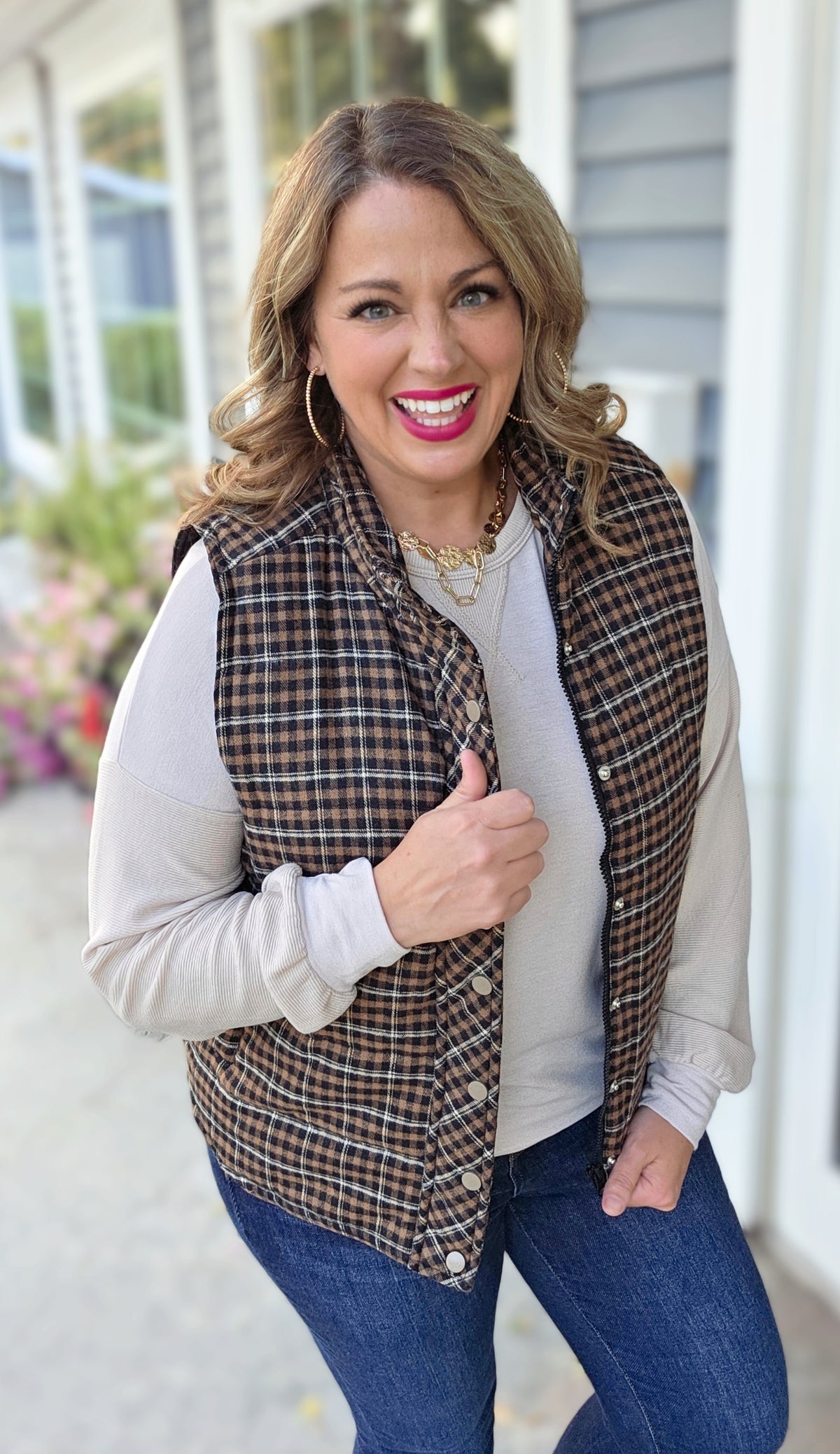TAUPE/BLACK PLAID SNAP/ZIPPER VEST