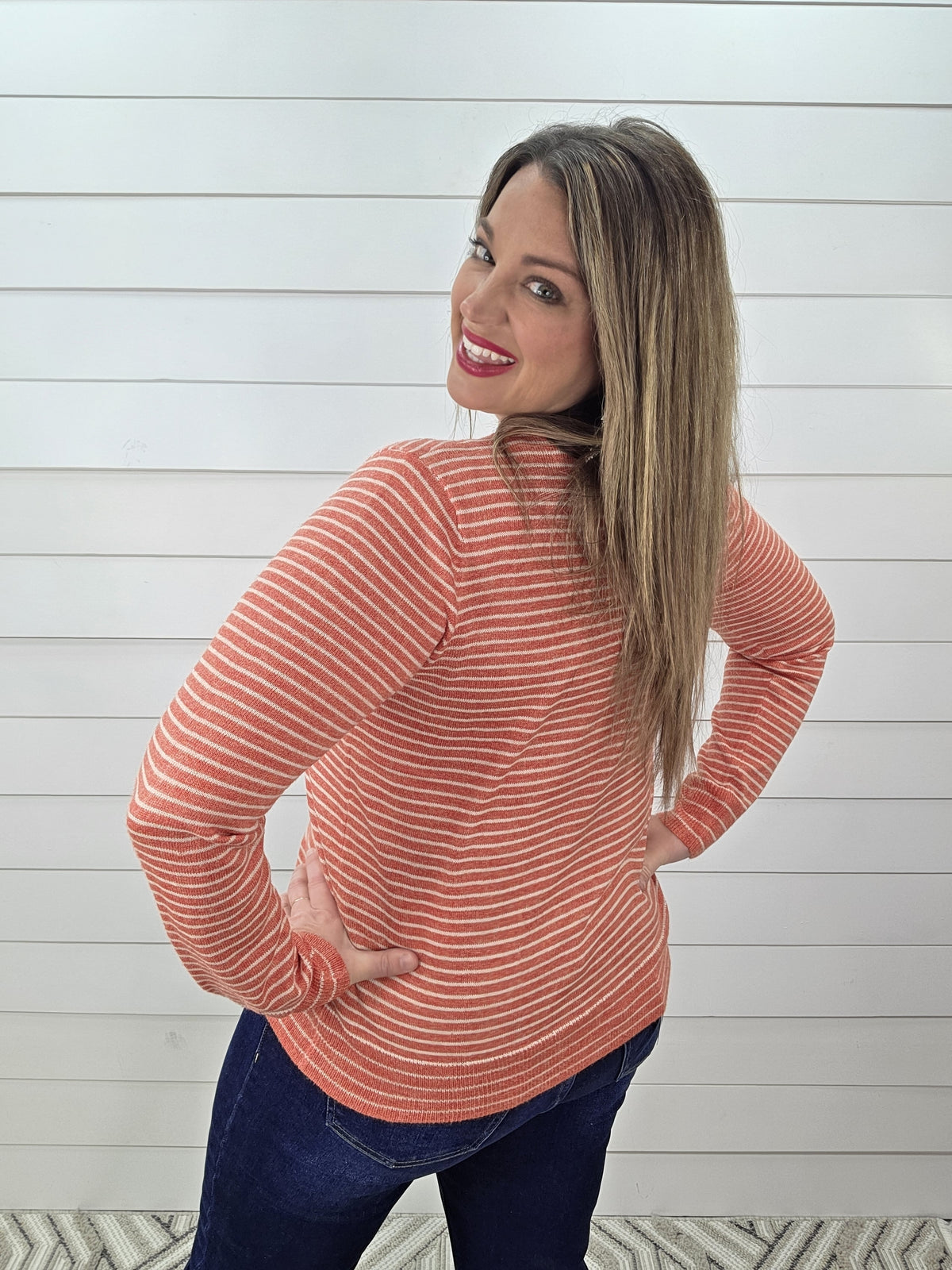 CORAL/CREAM STRIPED LIGHT WEIGHT KNIT SWEATER
