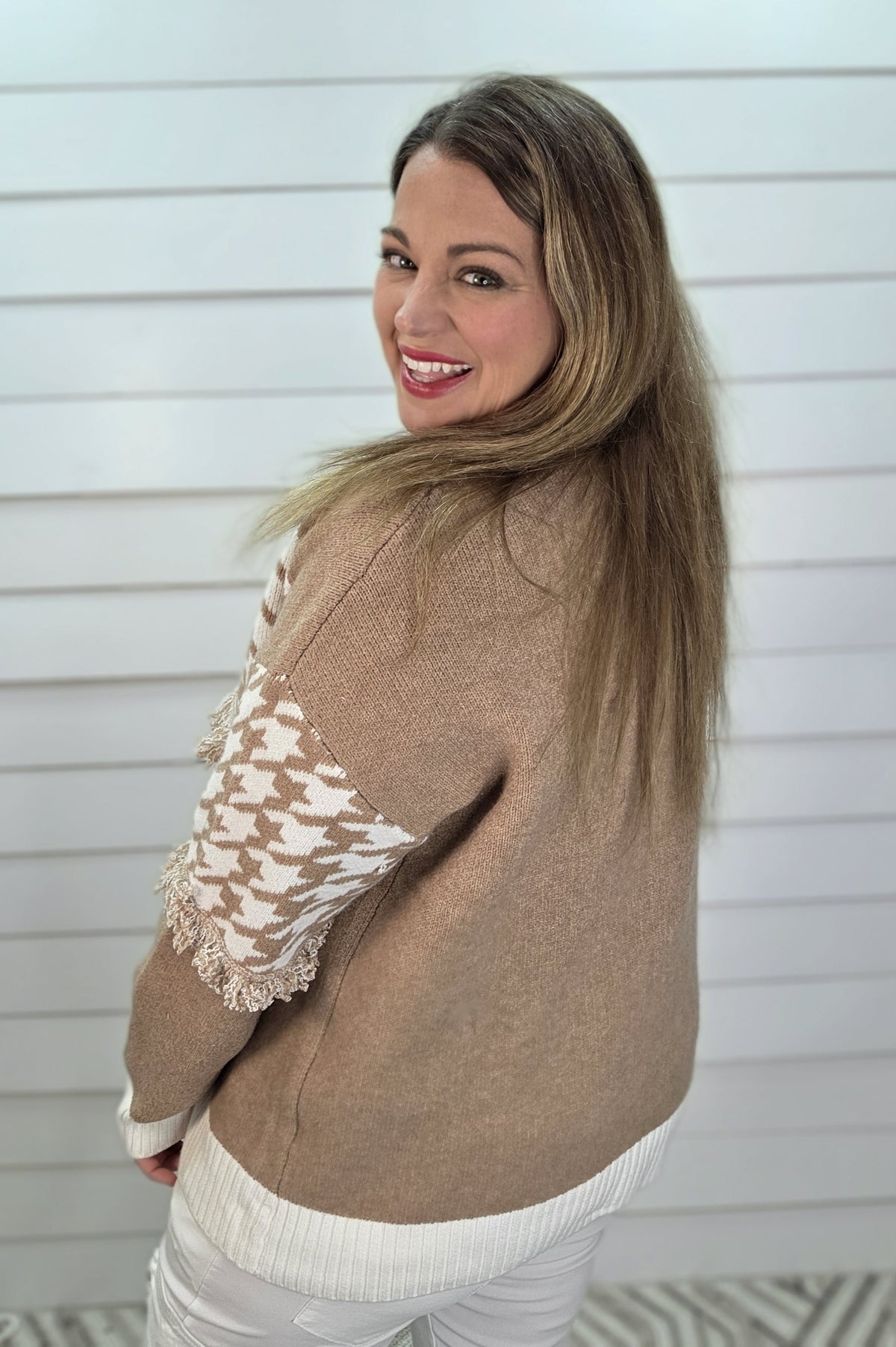 BROWN/WHITE BUTTON HOUNDSTOOTH FRINGE TRIM CARDIGAN