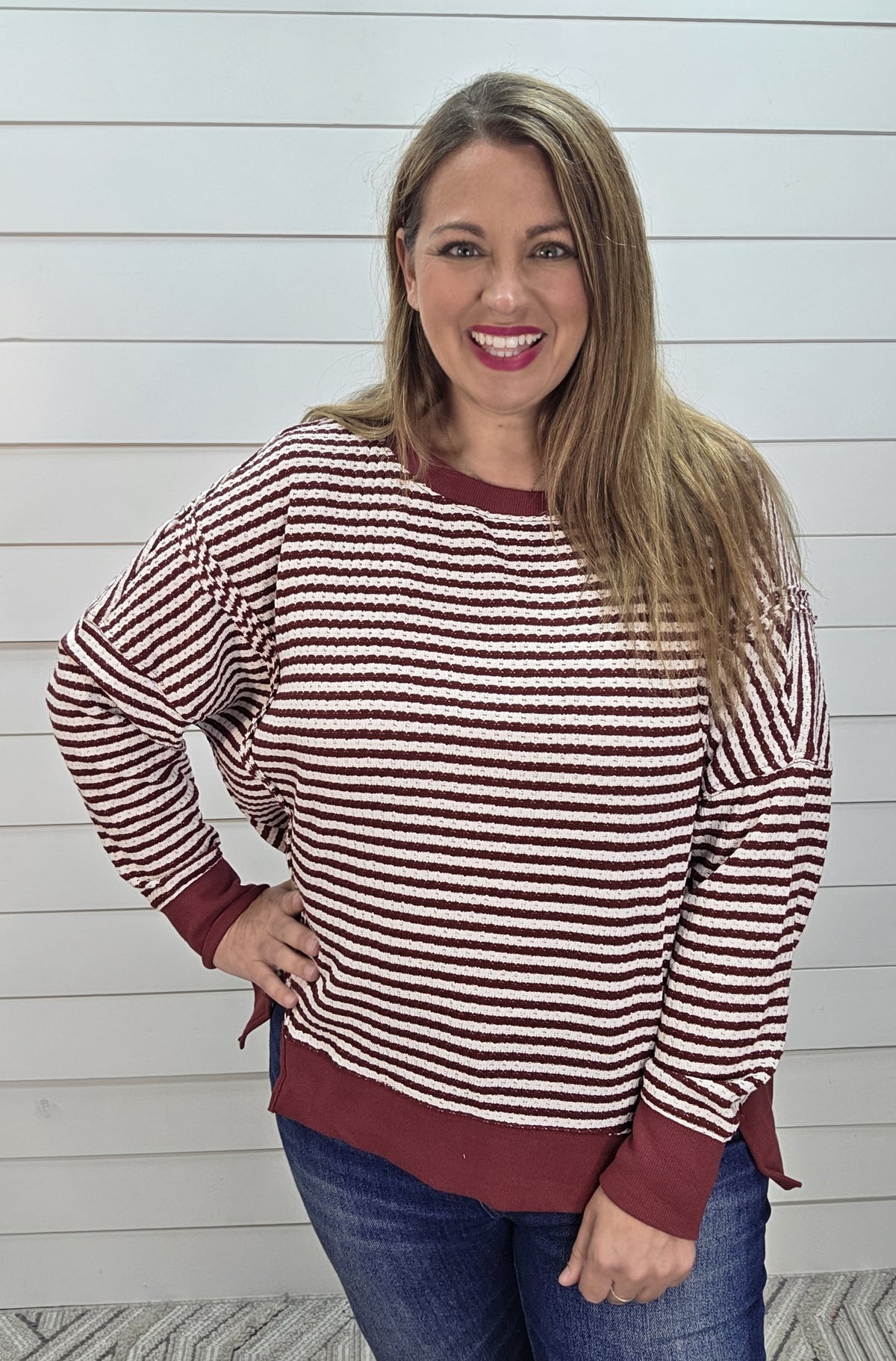BURGUNDY/CREAM STRIPED TEXTURED KNIT LOOSE FIT TOP
