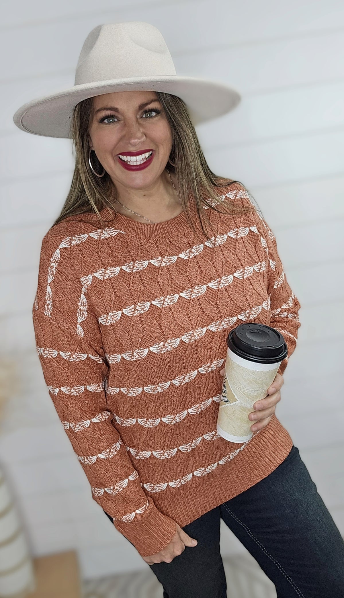 LT RUST TEXTURED STRIPED CREW NECK SWEATER