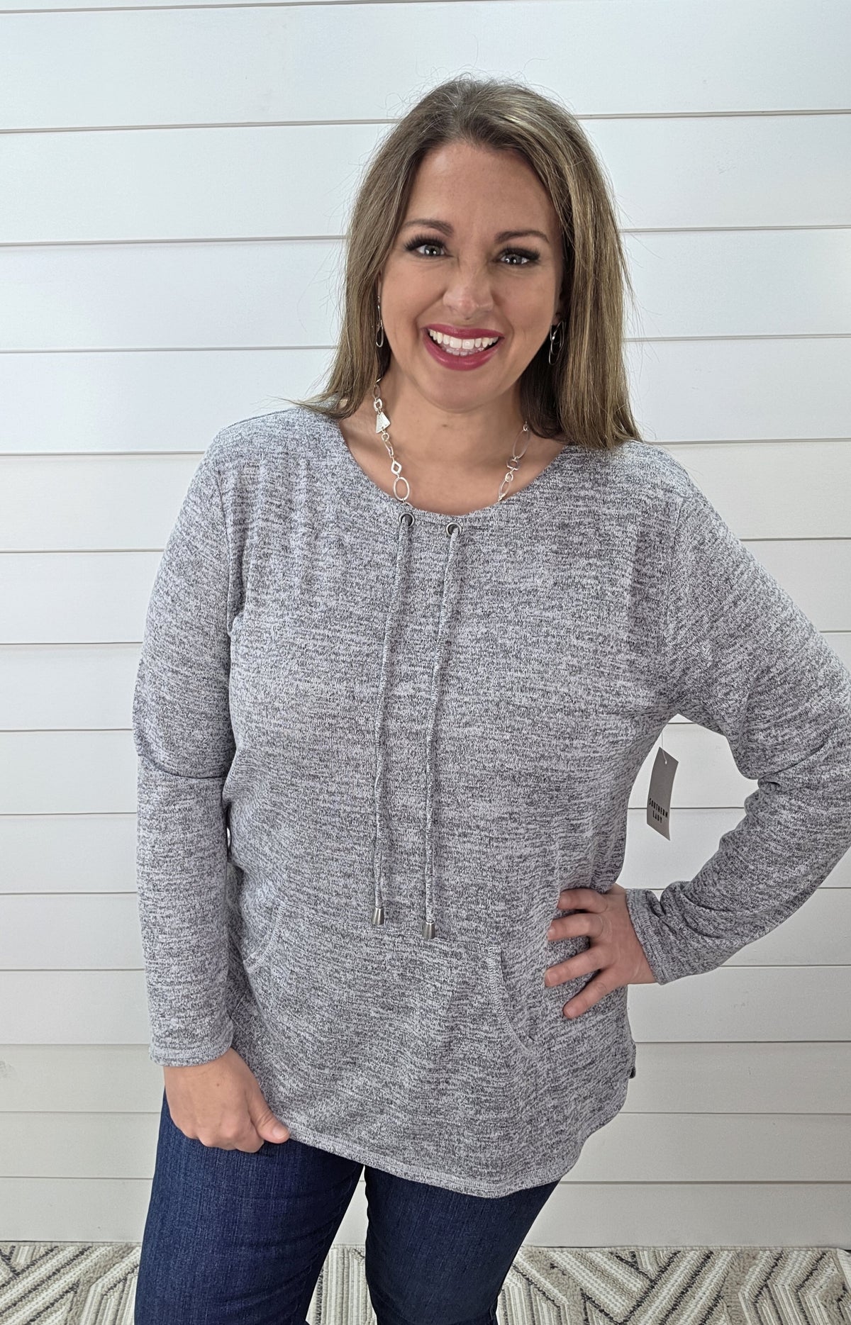 HEATHER GREY KNIT CREW NECK TOP W/ KANGROO POCKET