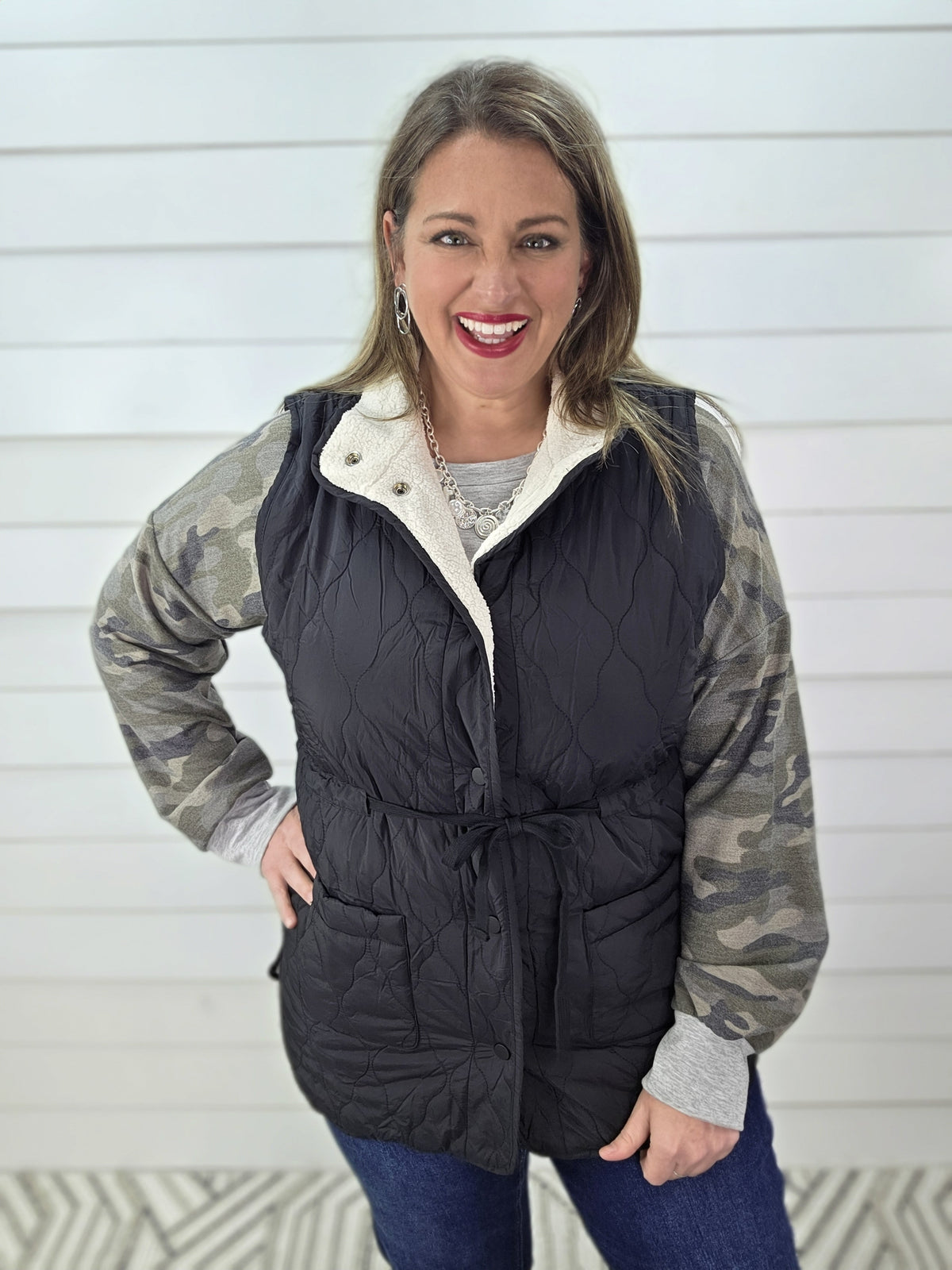 BLACK SHERPA LINED QUILTED TIE VEST