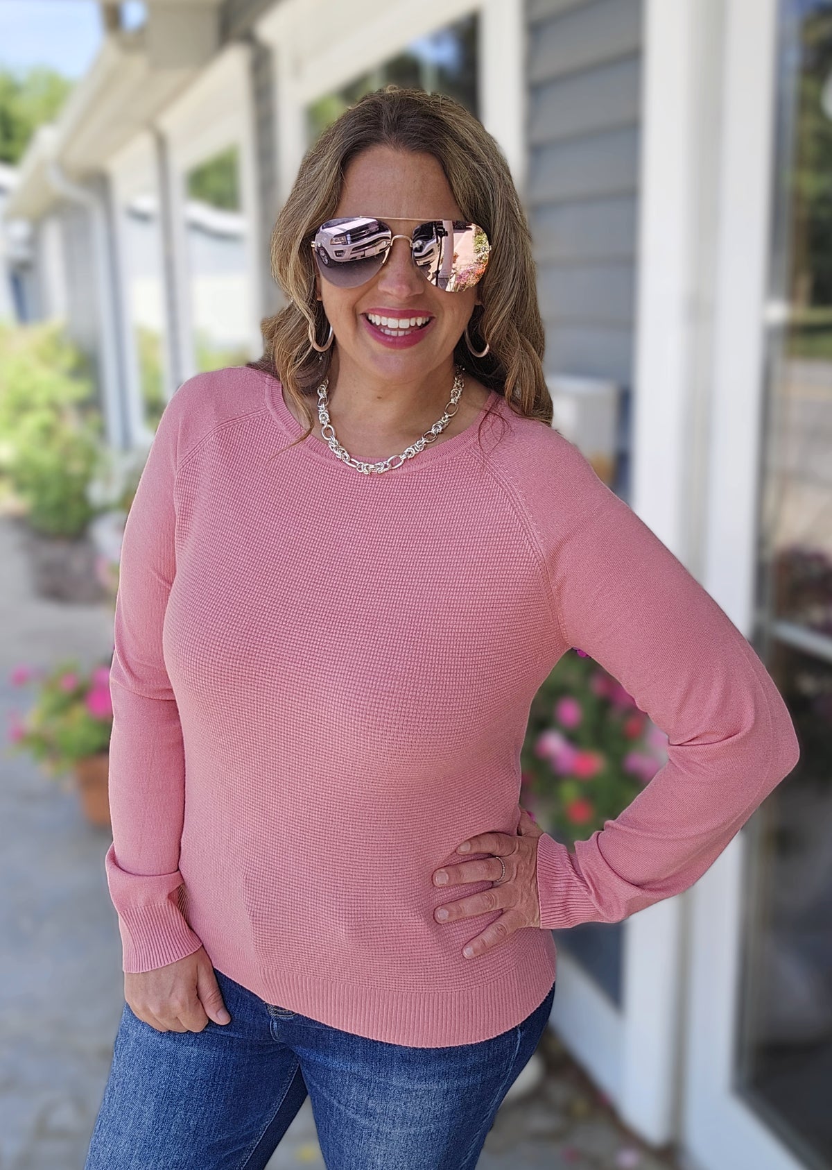 PINK MINI WAFFLE TEXTURE CREW NECK LIGHT WEIGHT SWEATER WITH CONTRAST SLEEVE