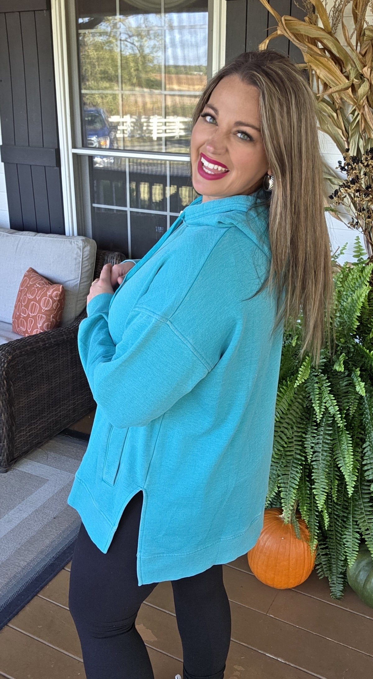 TEAL MINERAL WASH HOODED PULLOVER W/ POCKETS