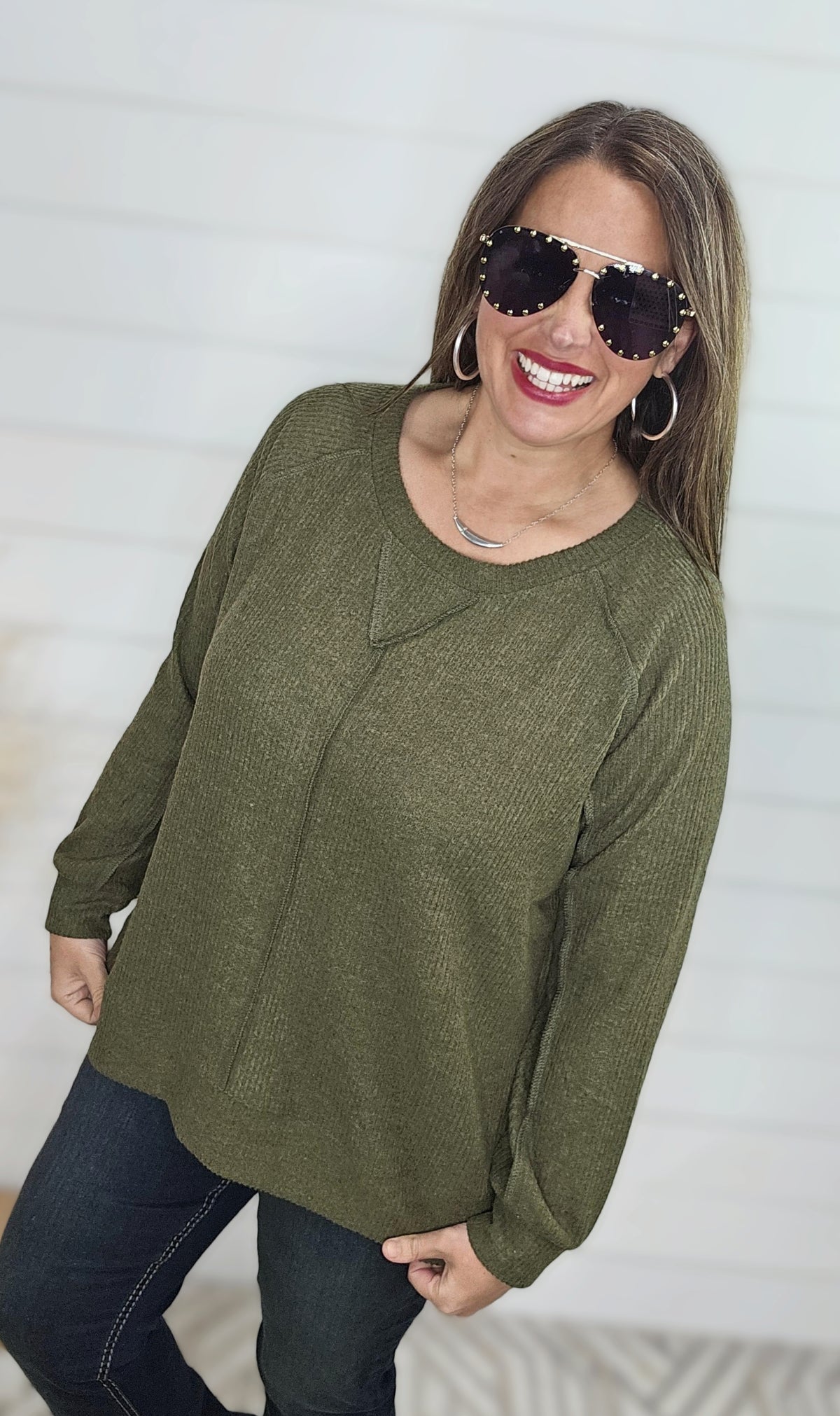 OLIVE BRUSHED RIBBED EXPOSED SEAMS TOP