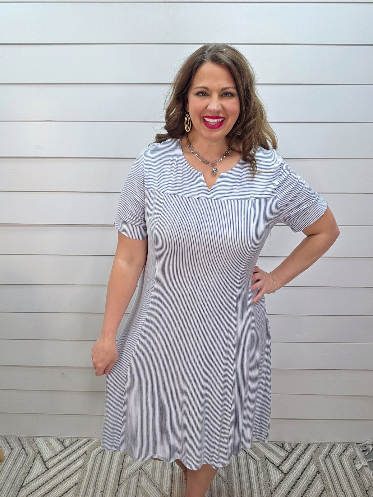 NAVY PIN STRIPE KNIT KNOTCH NECK LINE DRESS