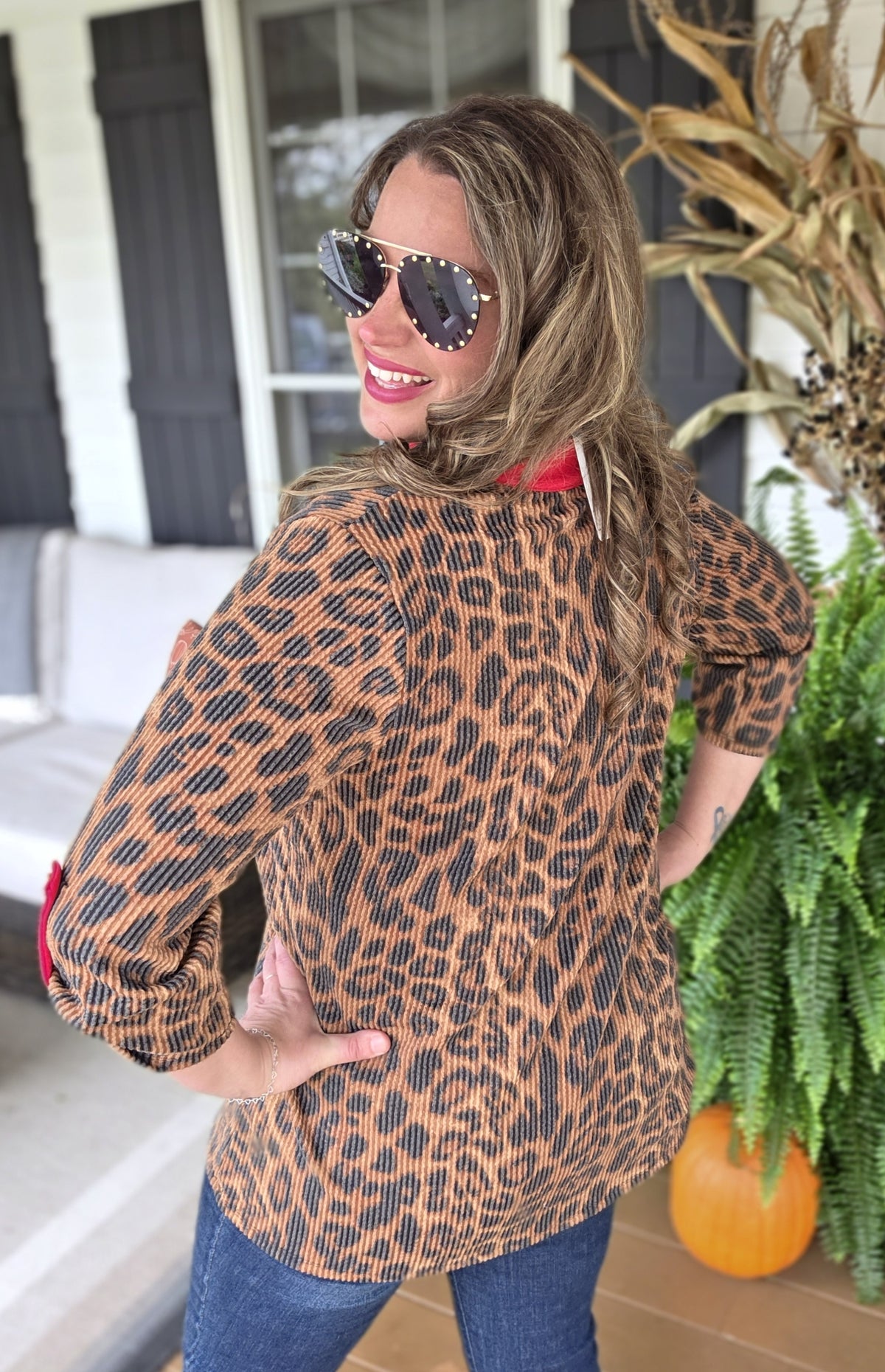 BROWN LEAOPARD/RED TRIM 3/4 SLEEVE KNIT TOP