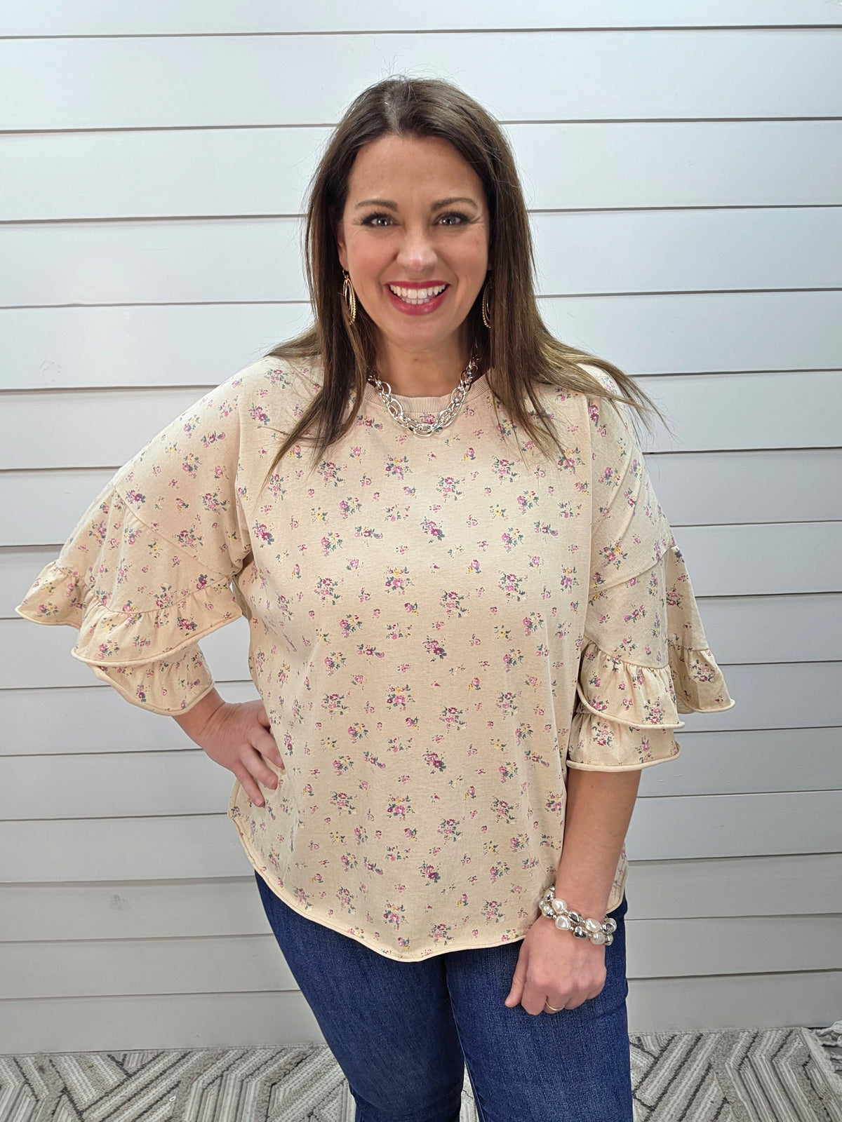TAN FLORAL OVERSIZED COTTON BLEND TOP W/ RUFFLE TIERED SLEEVES