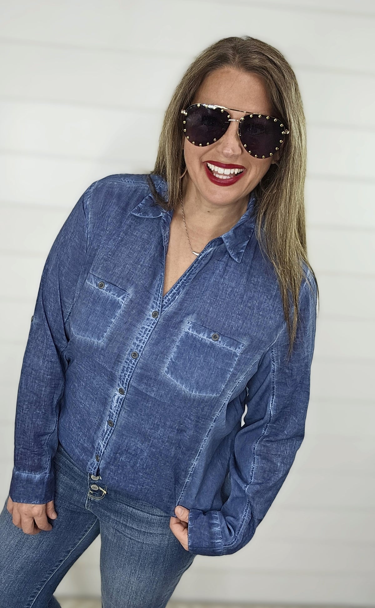 KAREN HART MINERAL WASH INDIGO CONTRAST BUTTON DOWN TOP