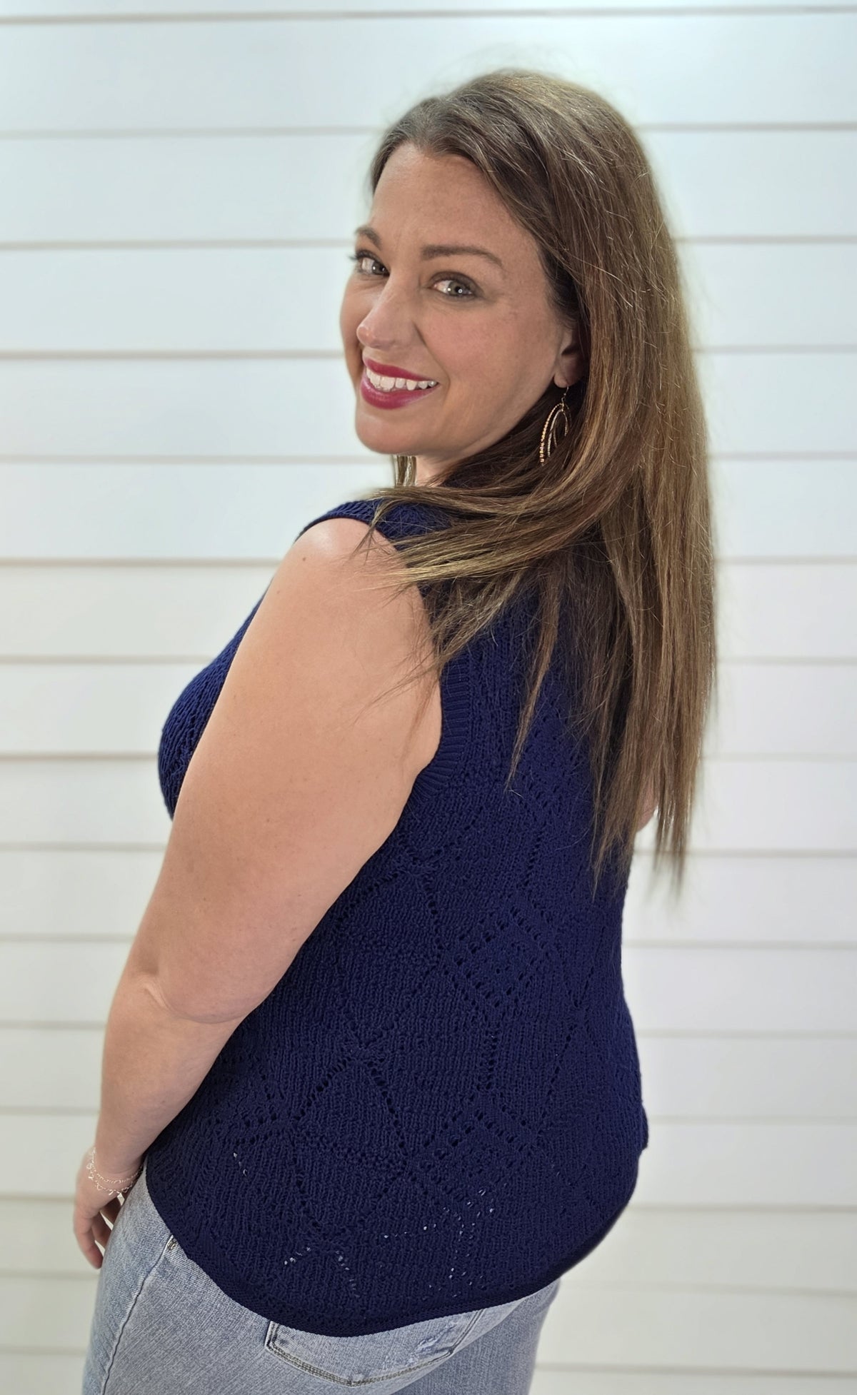 NAVY CROCHET SLEEVELESS SWEATER TANK W/ SCALLOPED EDGE