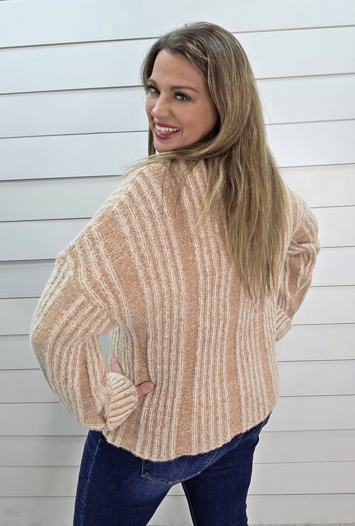 MOCHA FUZZY KNIT TEXTURED PULLOVER SWEATER