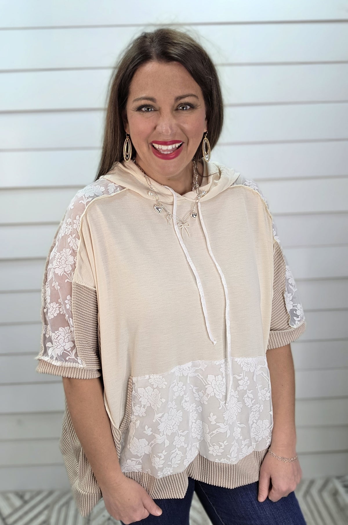 OATMEAL/KHAKI LACE TRIM OVERSIZED SHORT SLEEVE HOODIE