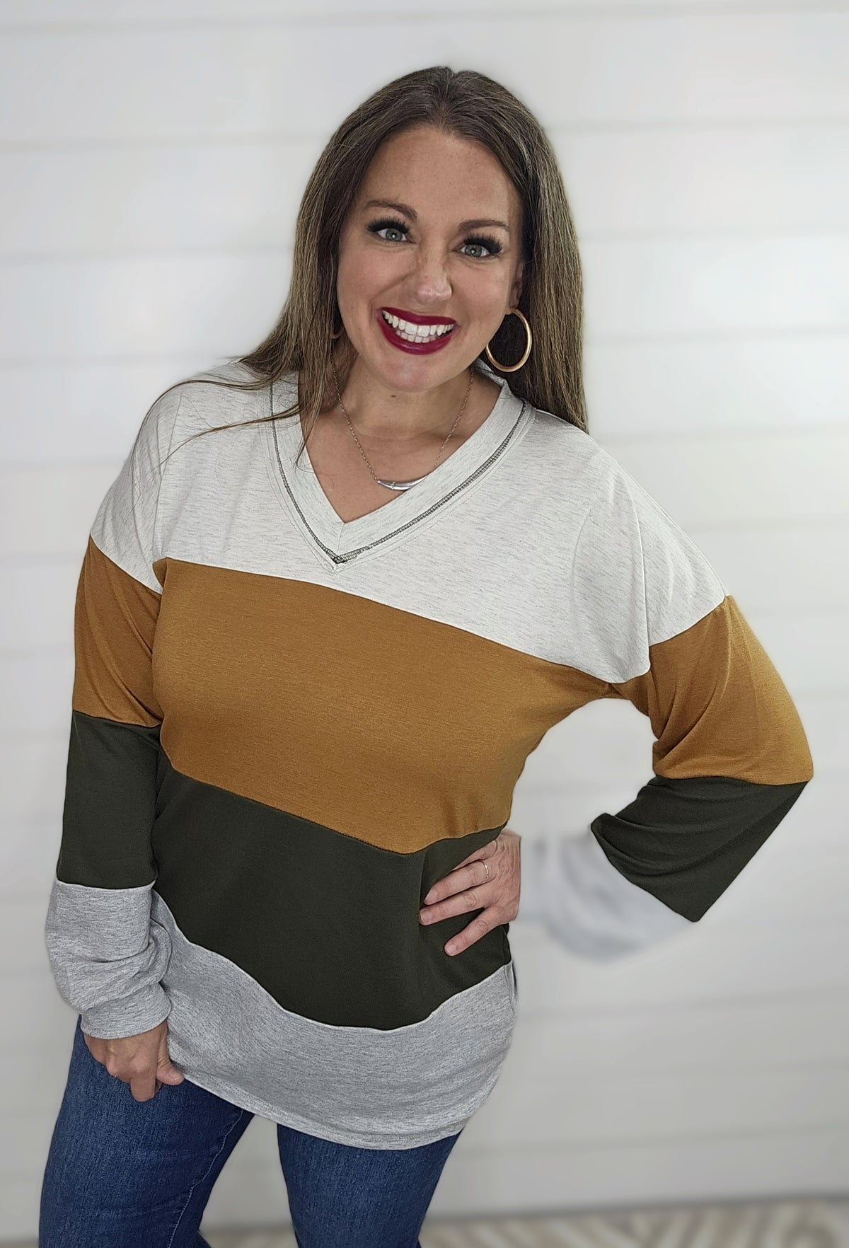 OATMEAL/BROWN/HUNTER/GREY COLORBLOCK V NECK TOP