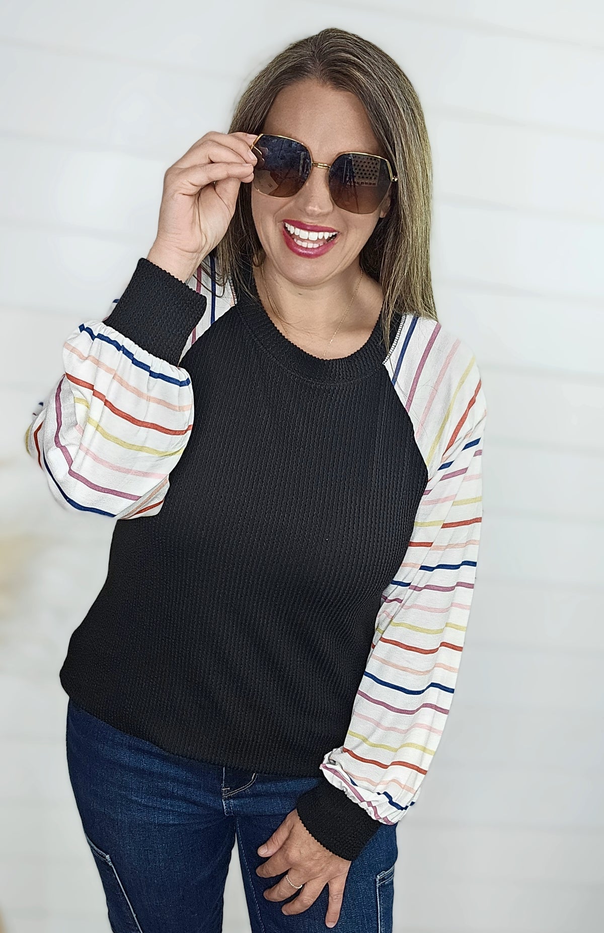 BLACK RAISED RIBBED TOP W/ CONTRAST STRIPED SLEEVES