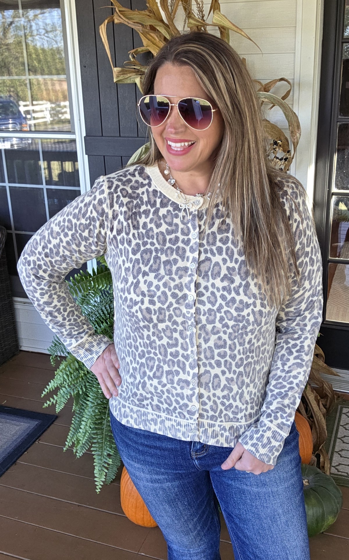 LEOPARD INSIDE OUT BUTTON DOWN LIGHT WEIGHT CARDIGAN