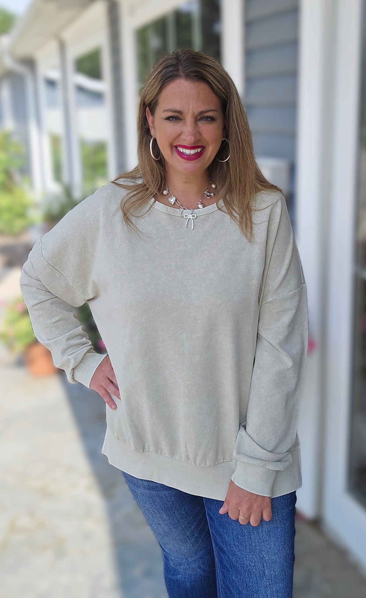 OATMEAL MINERAL WASH CREW NECK PULLOVER