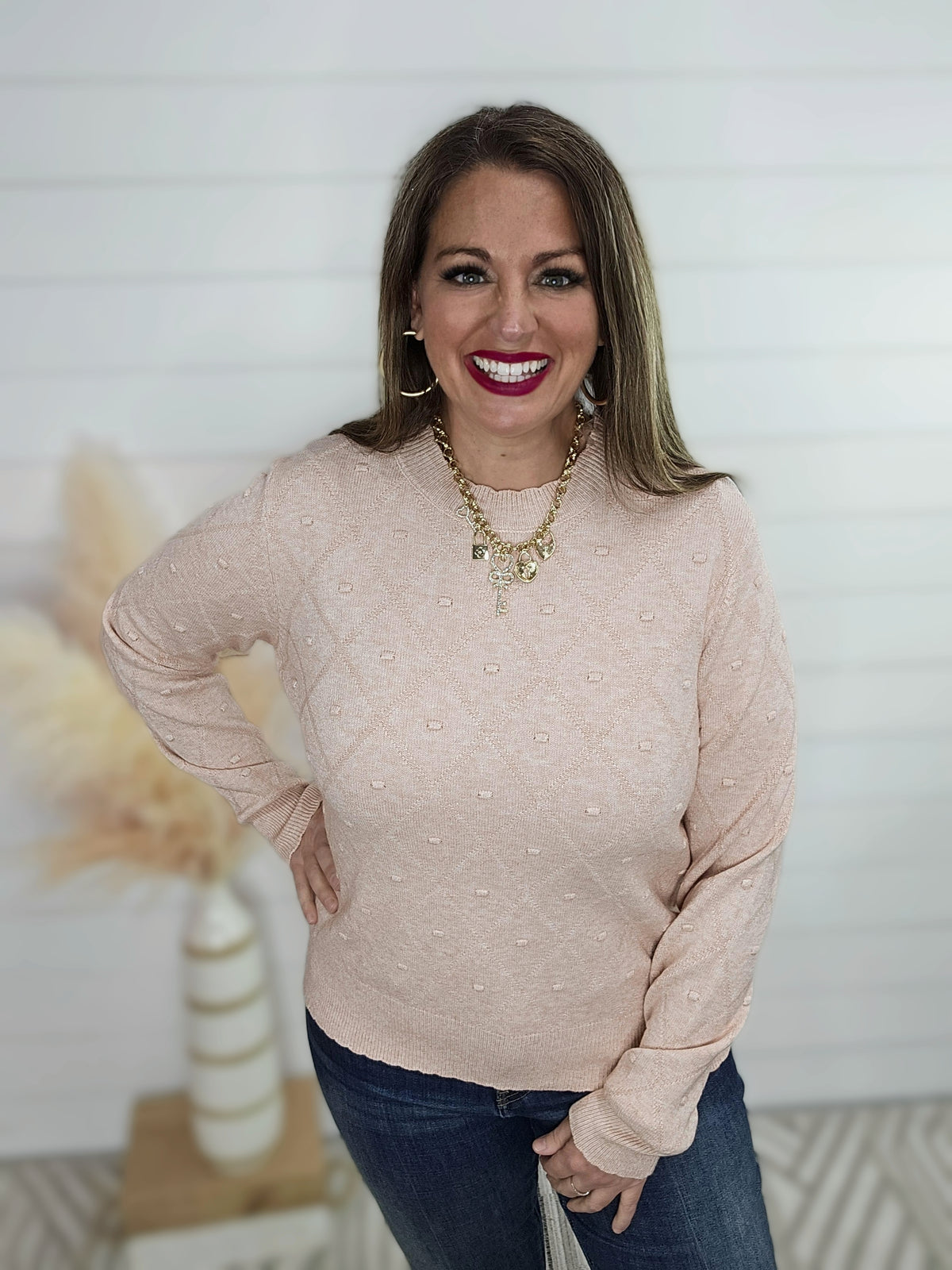 BLUSH POM POM SCALLOP CREW NECK LIGHT WEIGHT SWEATER