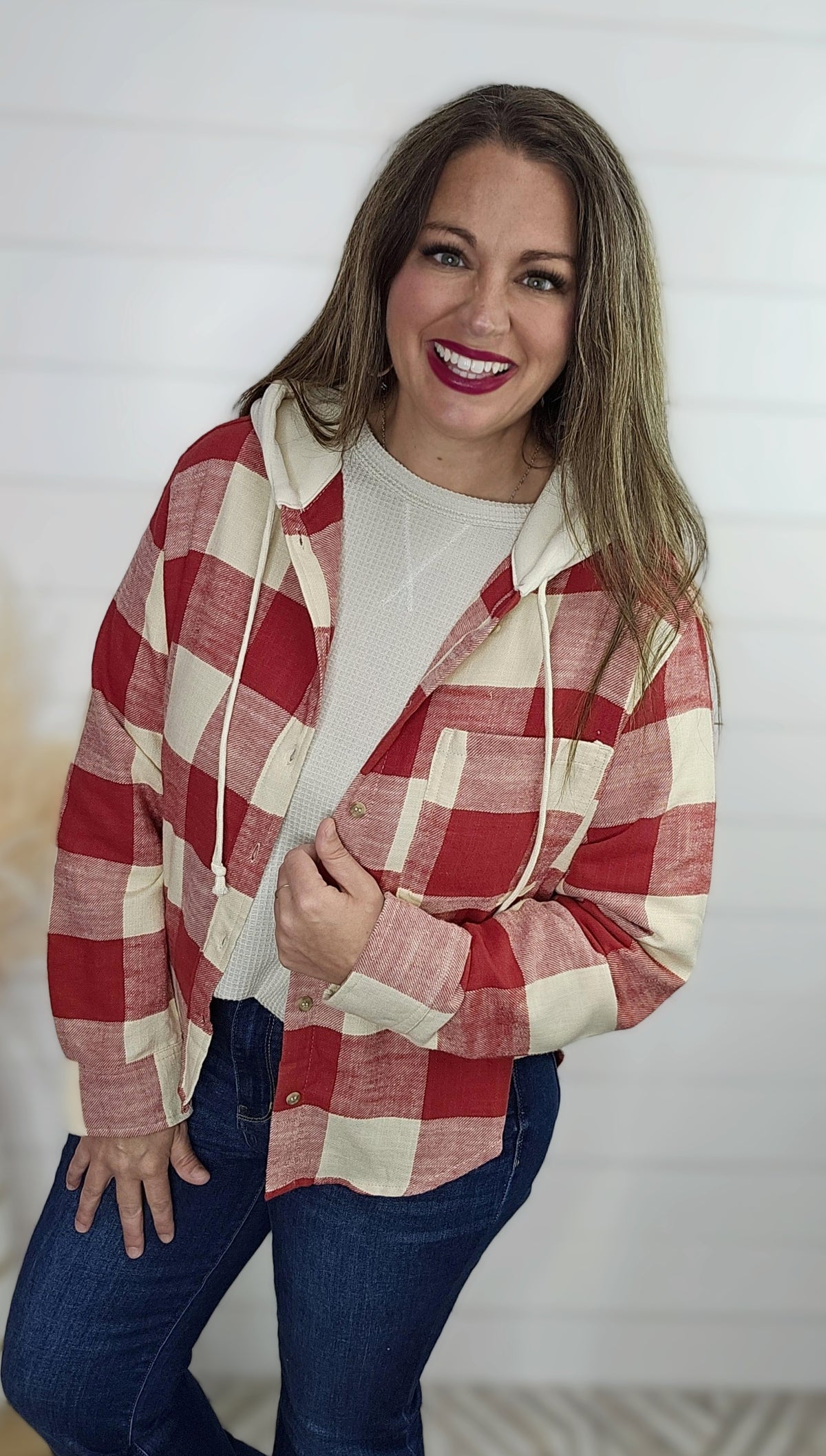 RED LIGHTWEIGHT PLAID HOODED SHIRT