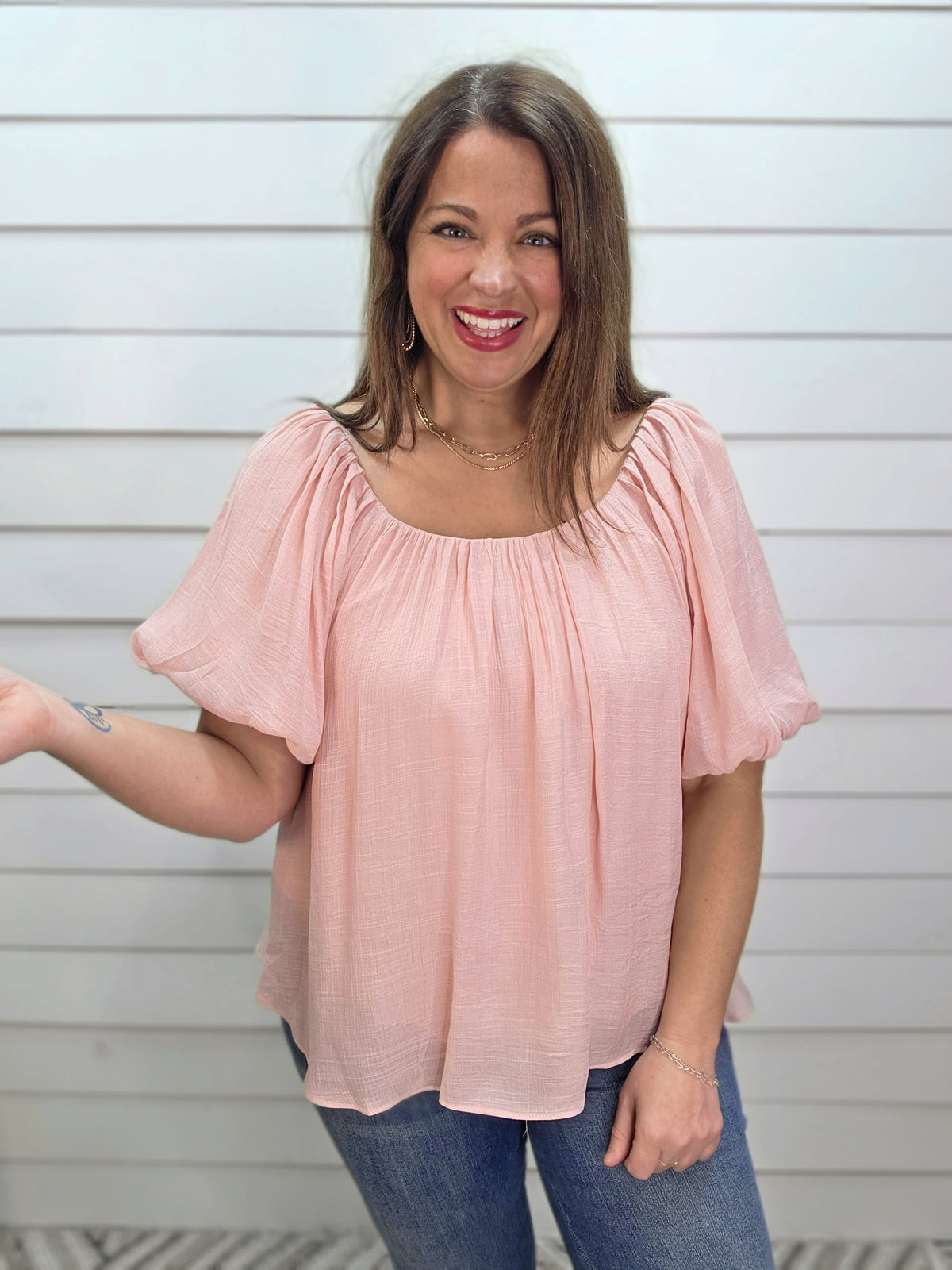 BLUSH FLOWY SCOOP NECK WOVEN TOP