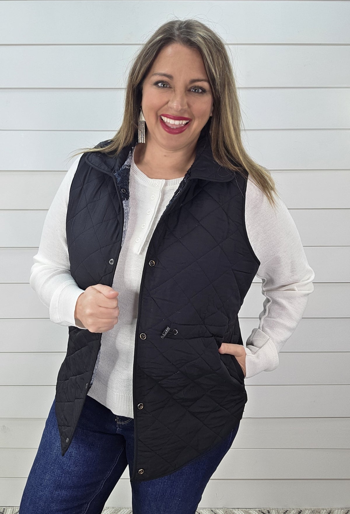 KAREN HART REVERSIBLE PLAD SHERPA/BLACK QUILTED VEST