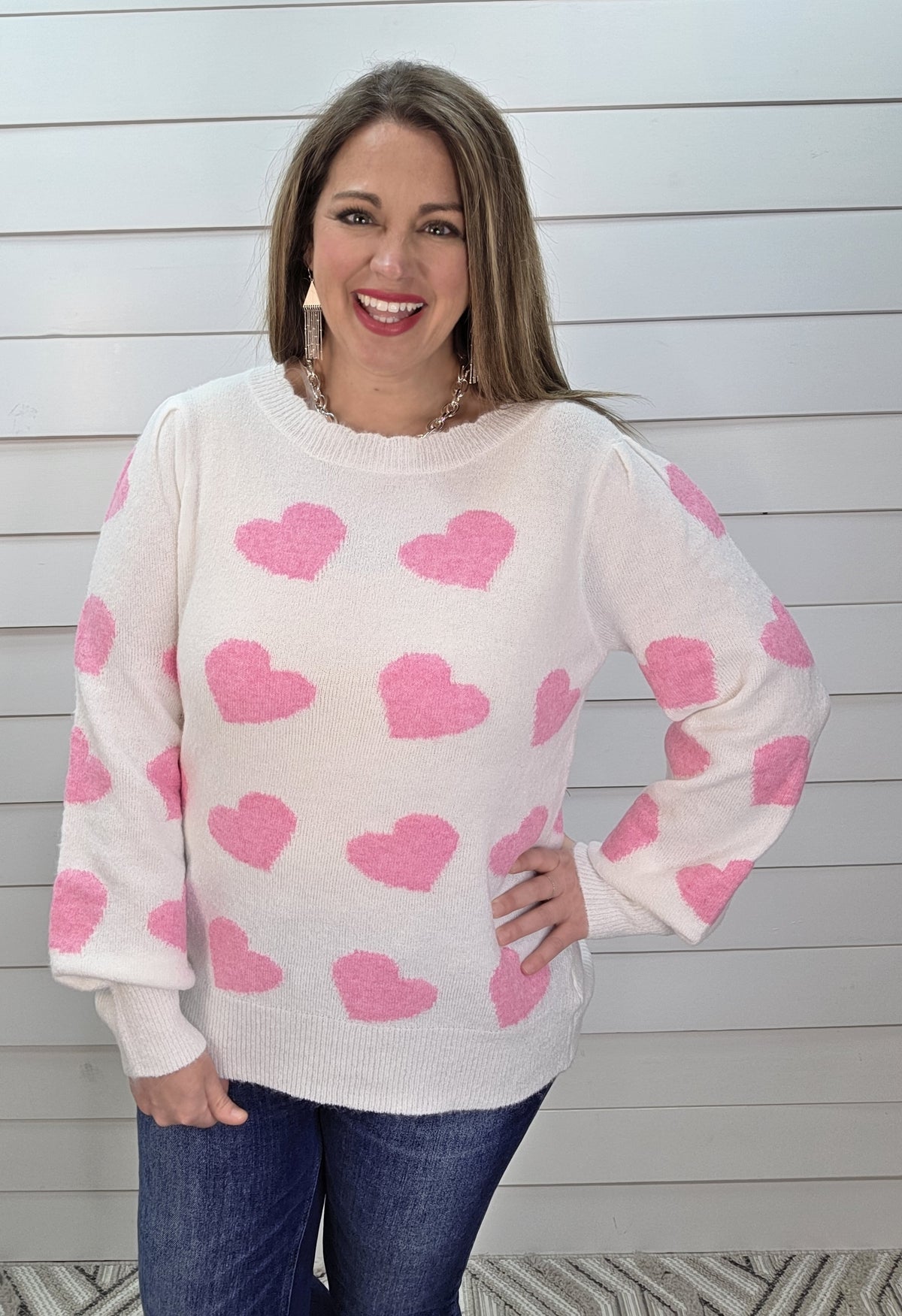 WHITE/PINK HEART SWEATER WITH SCALLOPED NECKLINE