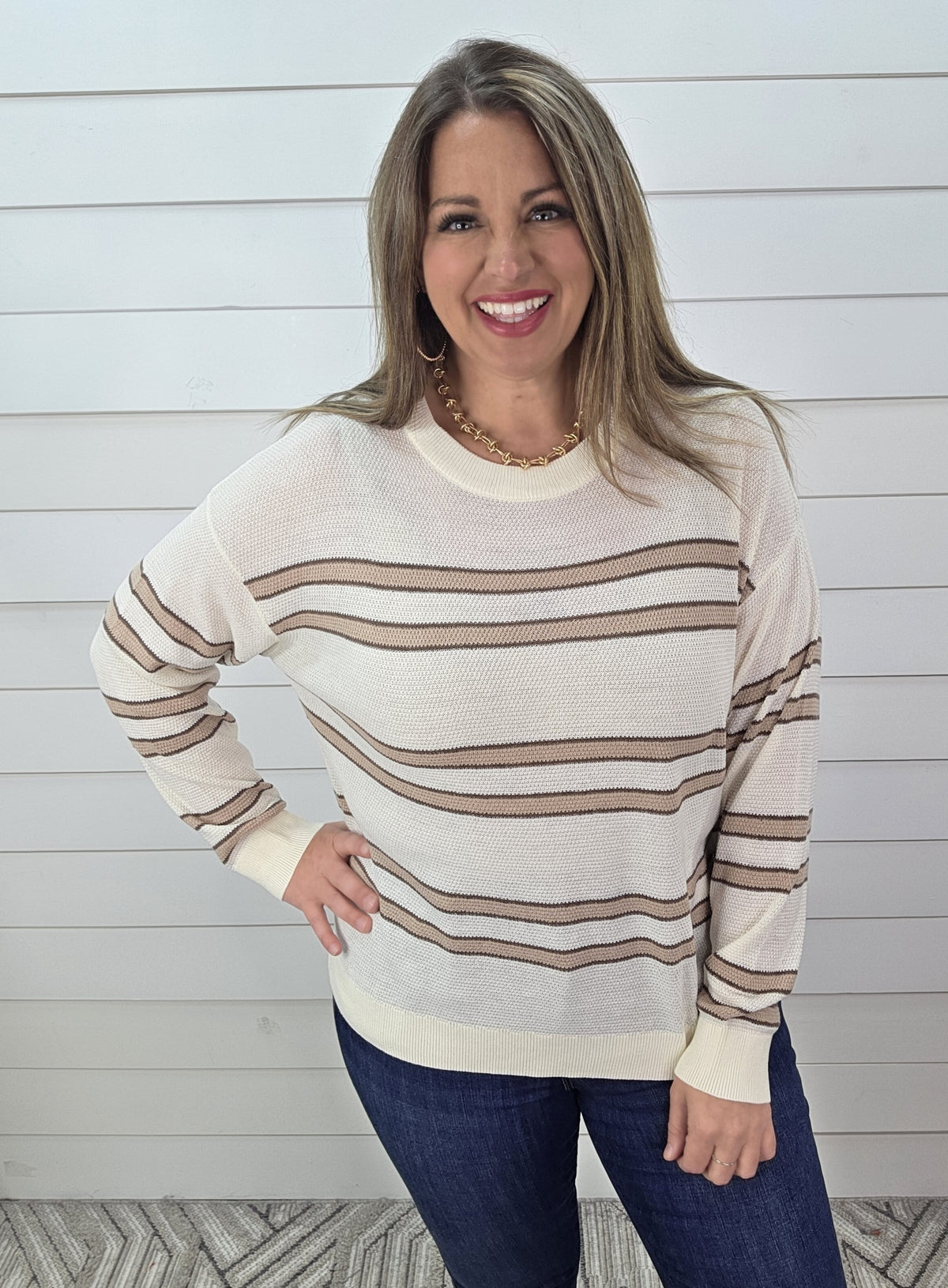 IVORY/TAUPE STRIPED TEXTURED LIGHT WEIGHT KNIT TOP