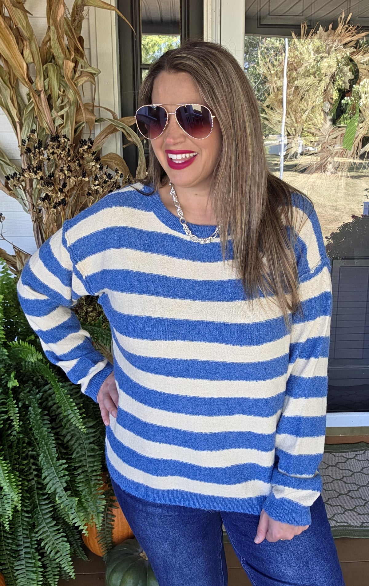 BLUE STRIPED CREW NECK PULLOVER SWEATER