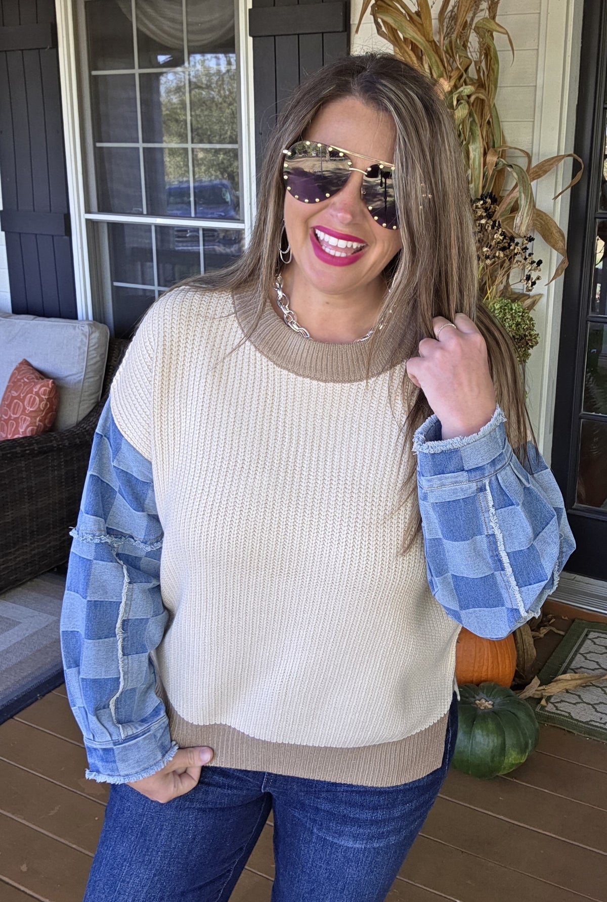 CREAM/DENIM CHECKER SLEEVE KNIT SWEATER