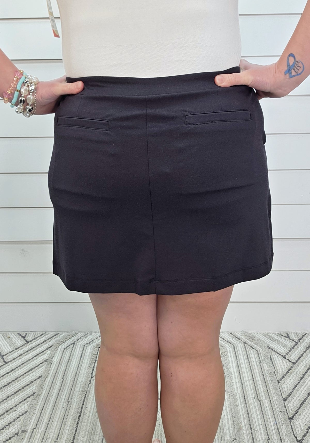DEAR SCARLETT RELAXED SKORT - BLACK