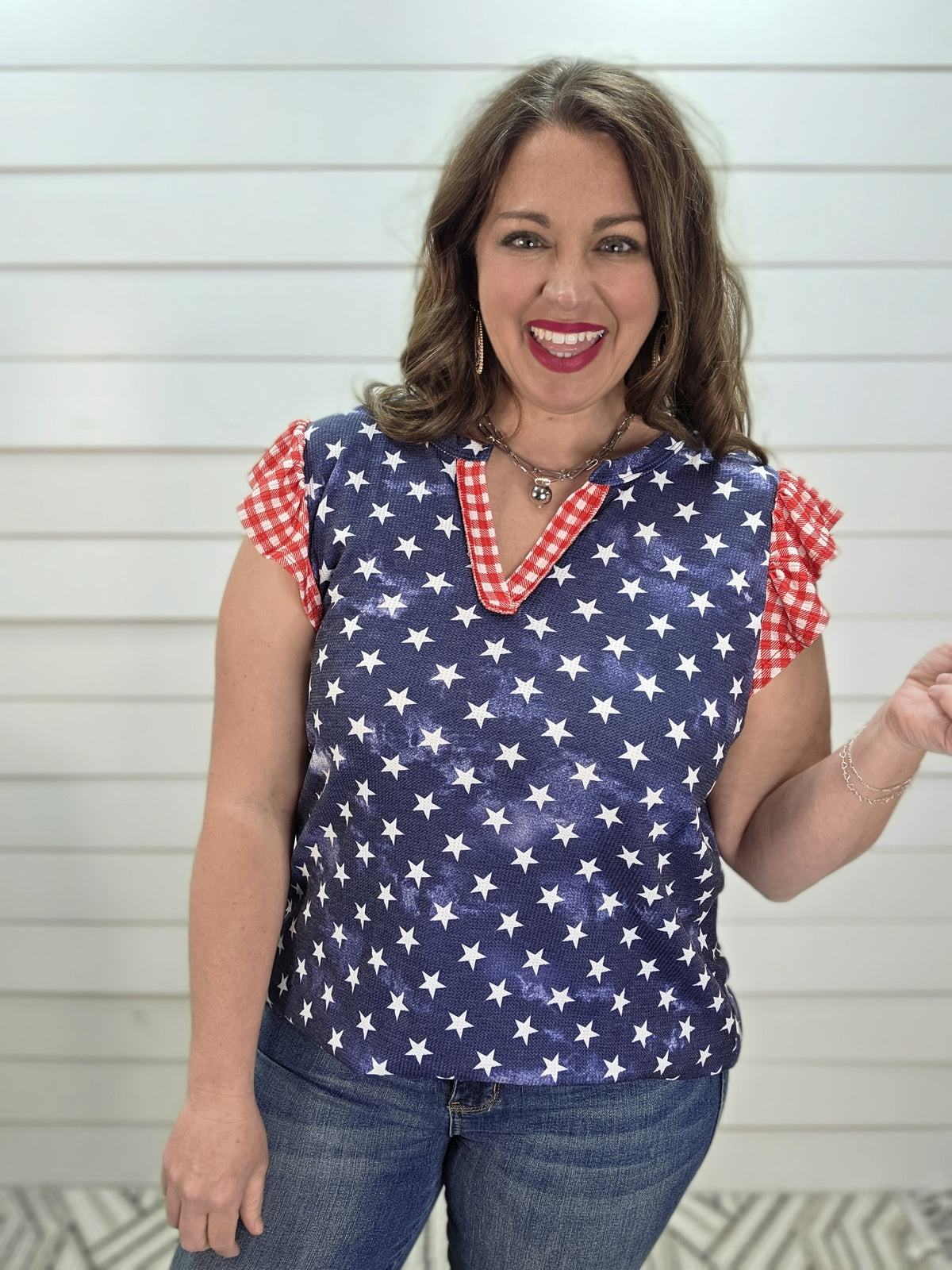 NAVY STAR KNIT TOP W/ GINGHAM RUFFLE SLEEVE