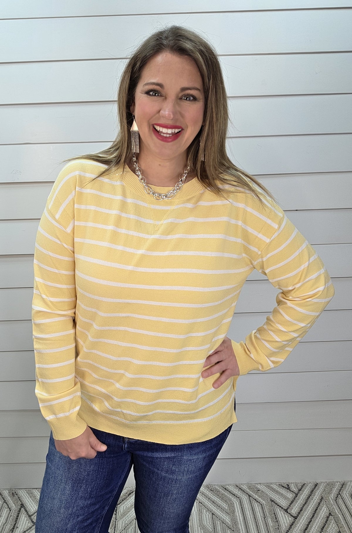 YELLOW STRIPED LIGHT WEIGHT SWEATER