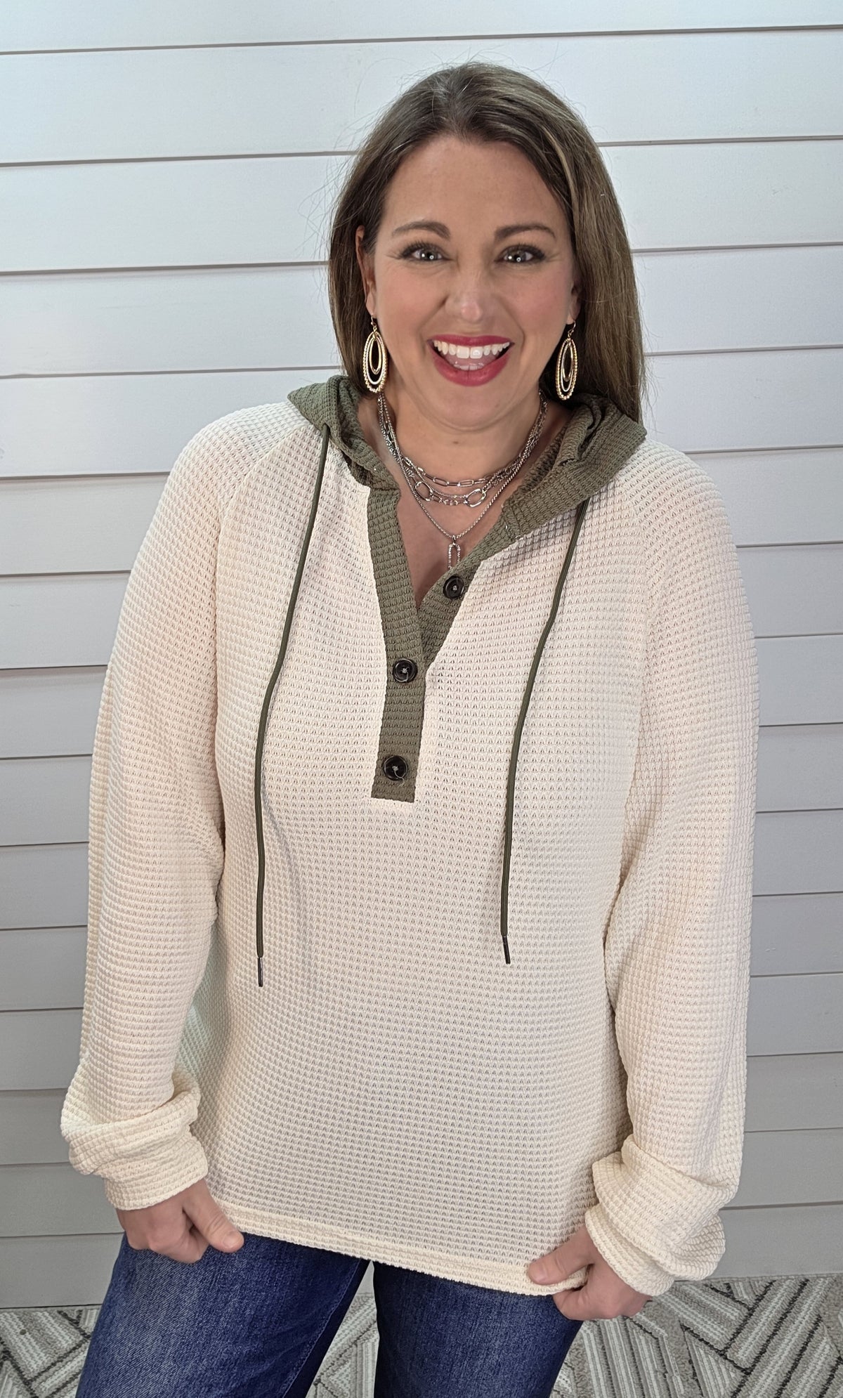 CREAM WAFFLE TEXTURE OLIVE CONTRAST HOODED TOP