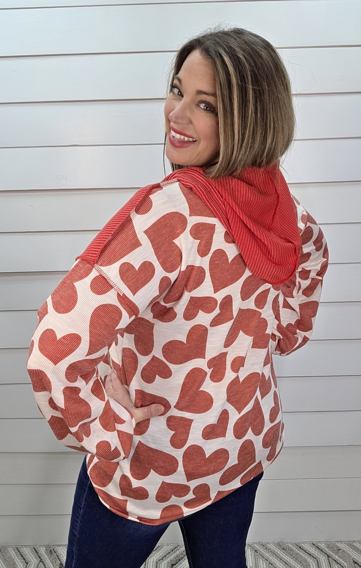 RED/IVORY HEART RIBBED HOODIE