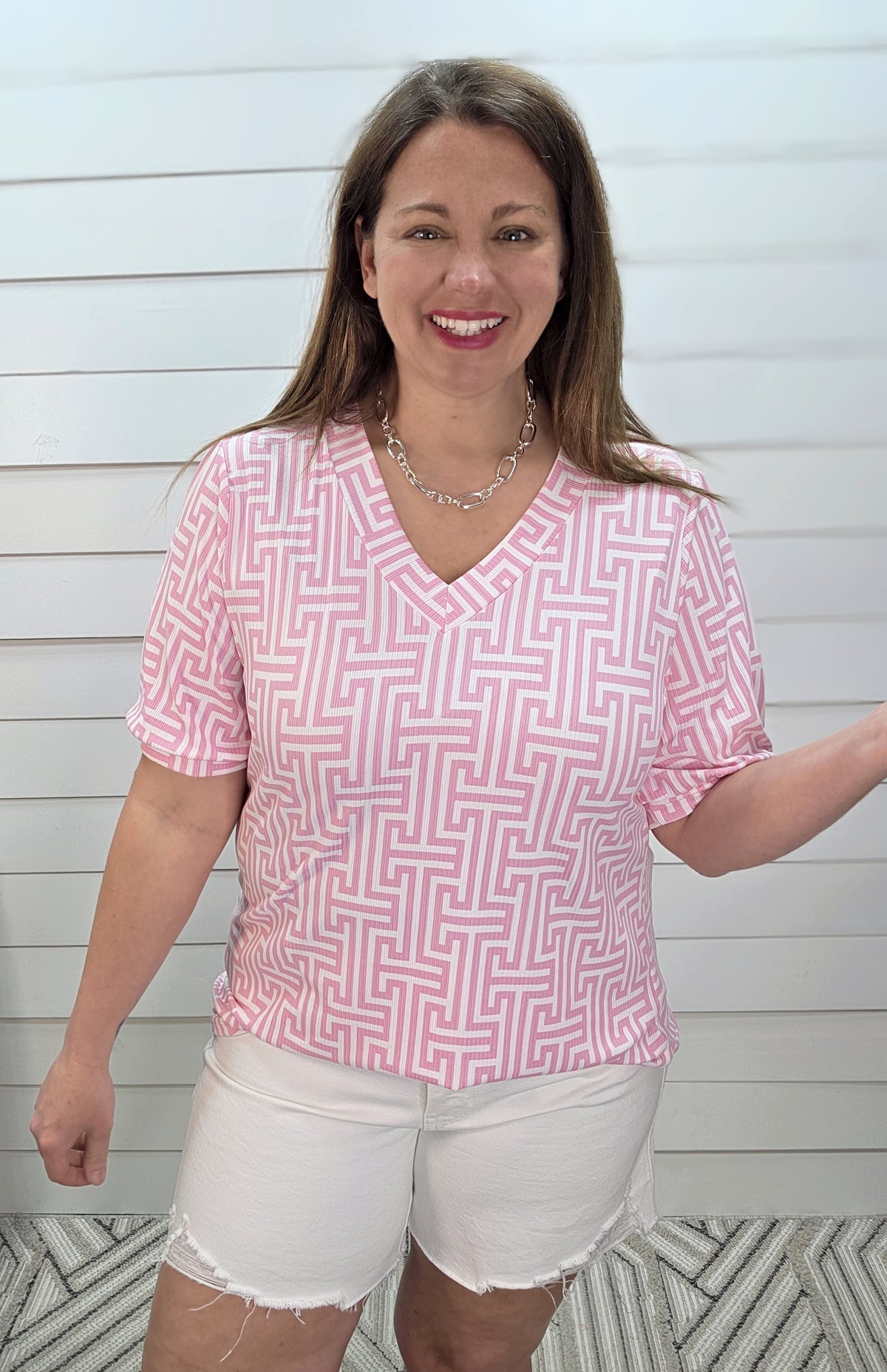 PINK/WHITE GEO PRINT V NECK KNIT TOP