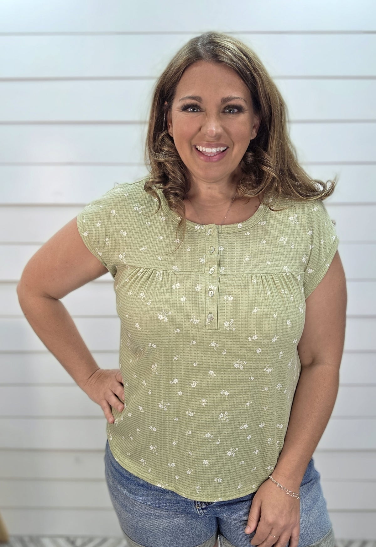 SAGE FLORAL KNIT BUTTON TOP
