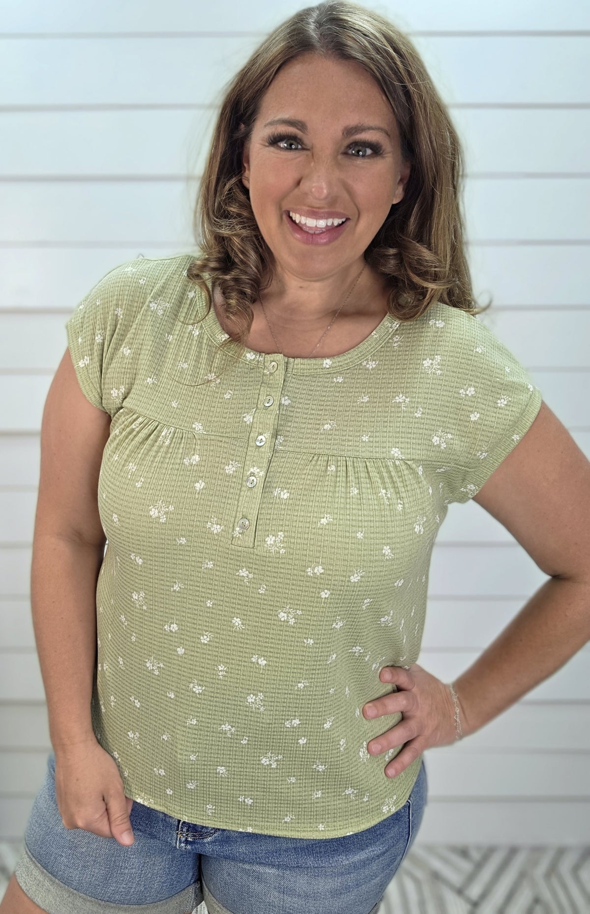 SAGE FLORAL KNIT BUTTON TOP