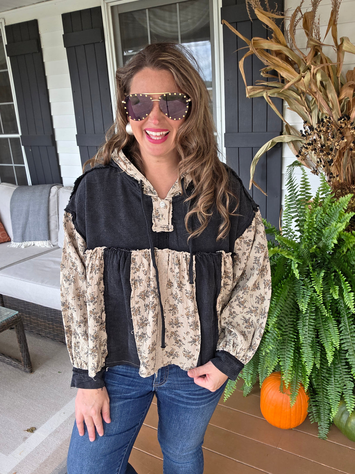 POL BLACK/MOCH FLORAL HOODED OVERSIZED TOP