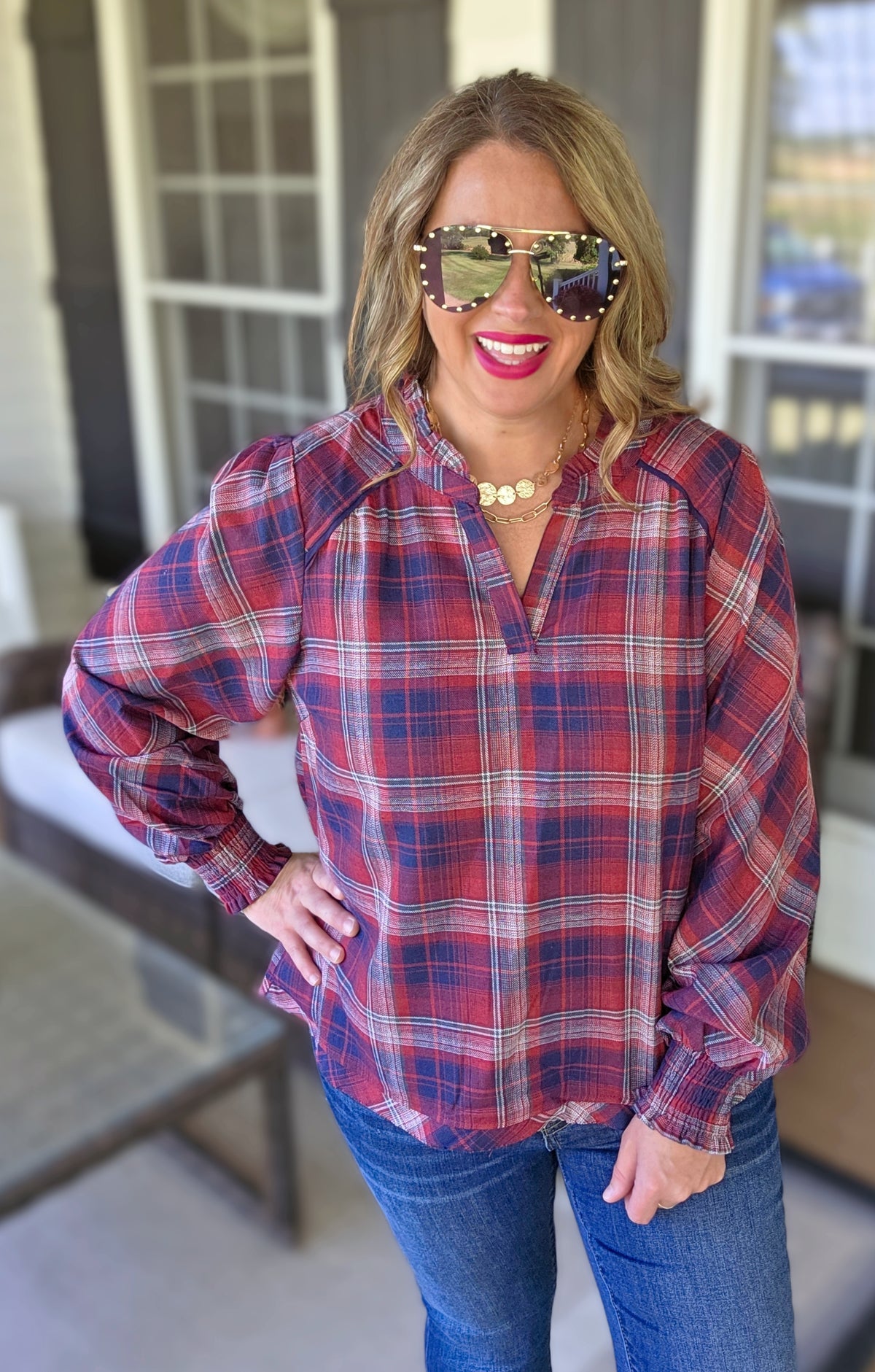 RED/NAVY PLAID V NEK SMOCKED SLEEVE TOP