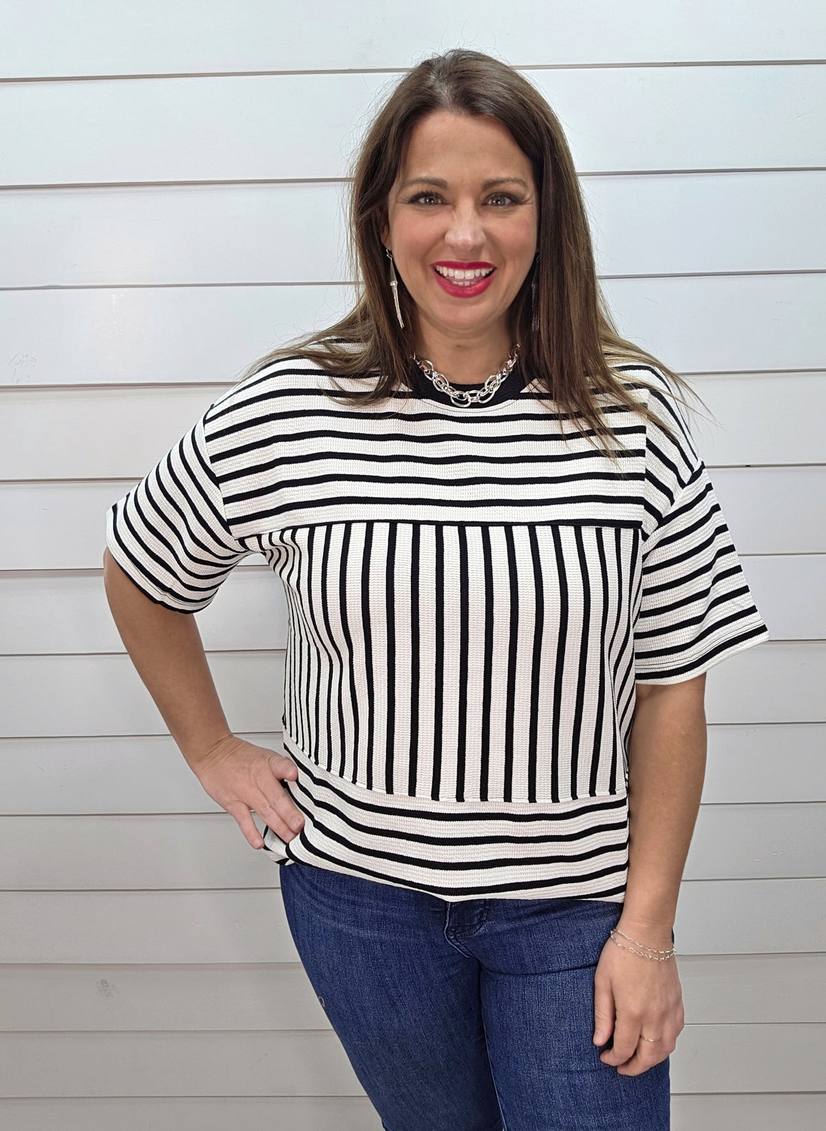 IVORY/BLACK STRIPED CONTRAST CLOUD KNIT TOP