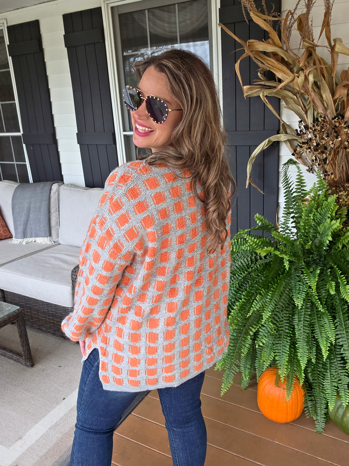 CORAL/GREY TEXTURED BLOCK PULL OVER SWEATER