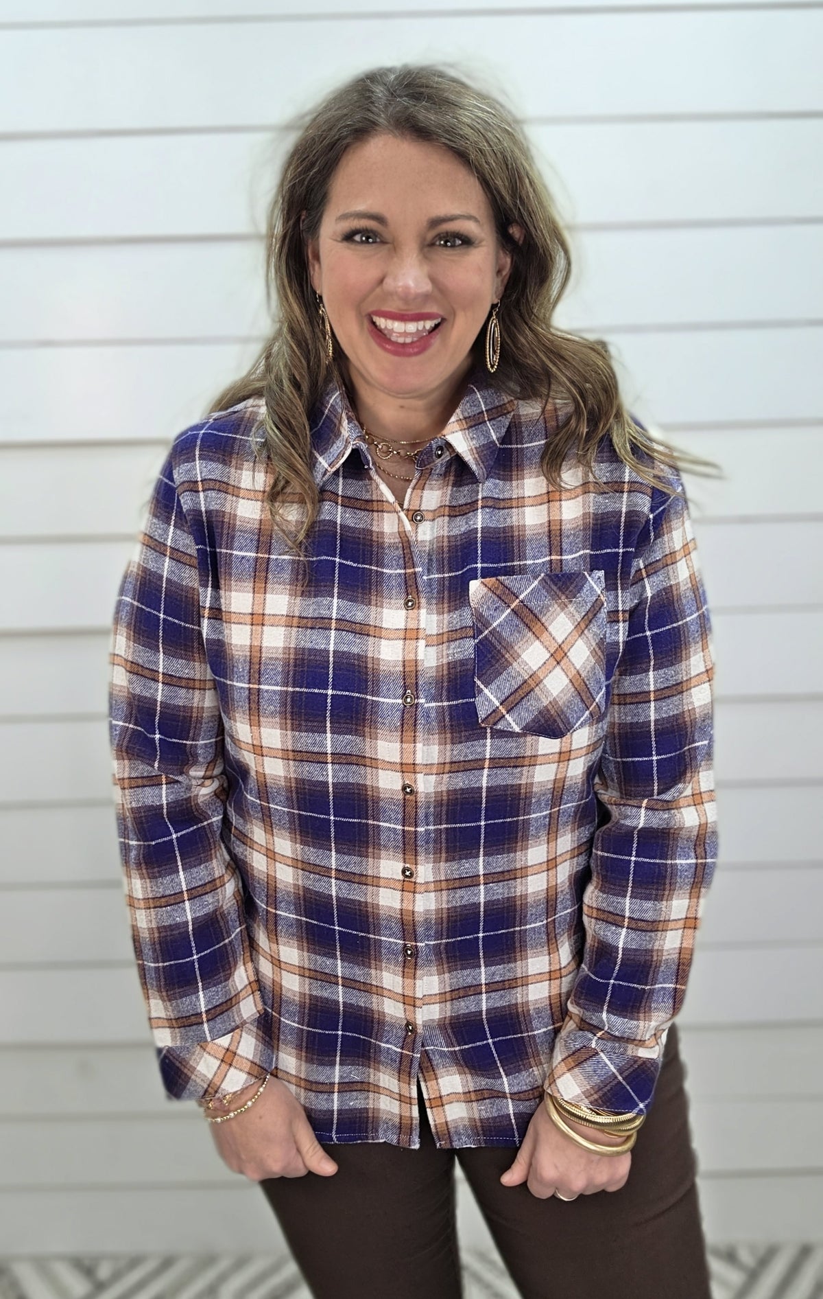 NAVY/BROWN PLAID FLANNEL BUTTON DOWN