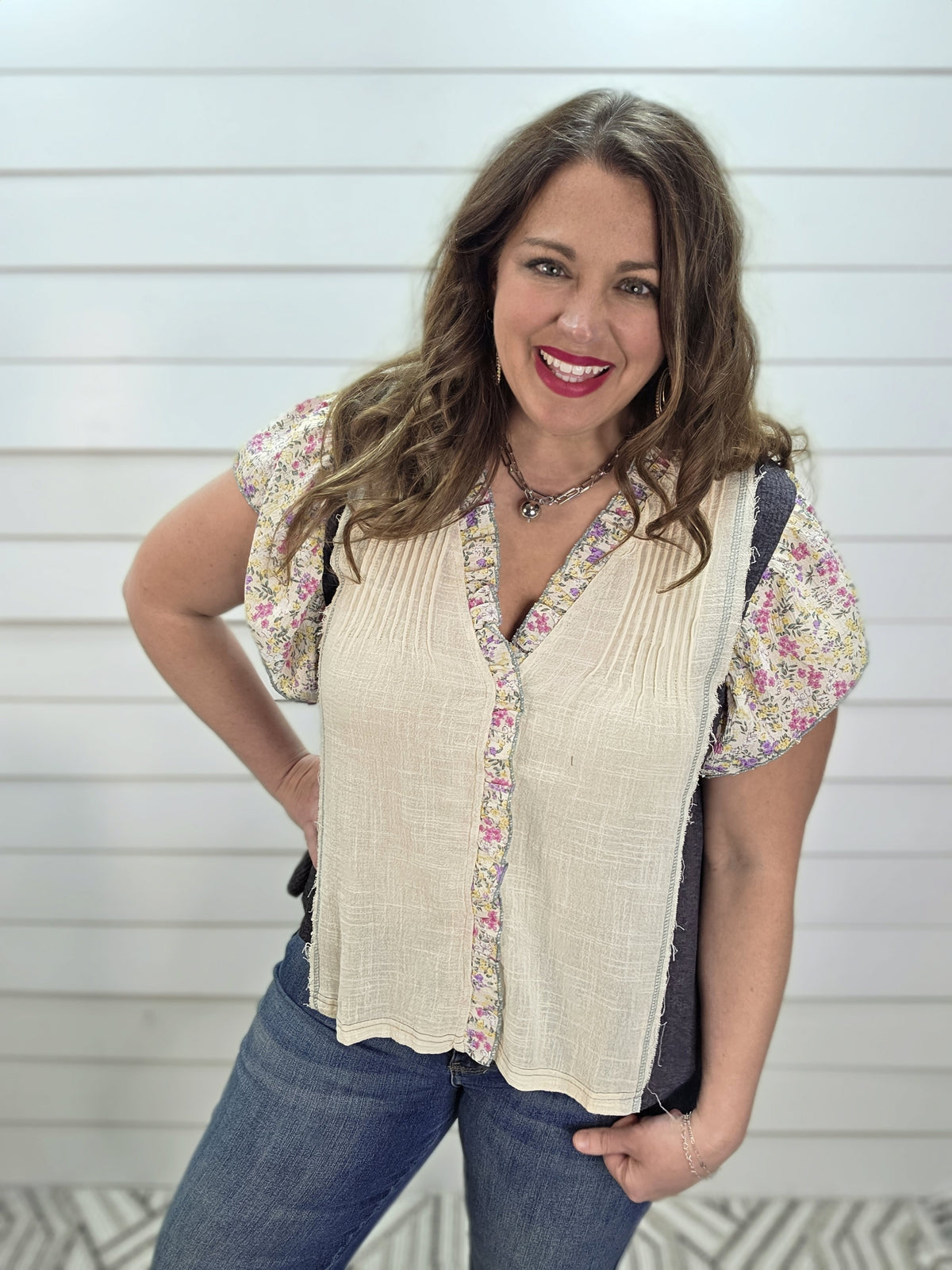 POL CREAM/CHARCOAL/FLORAL CONTRAST OVERSIZED V NECK BUTTON TOP