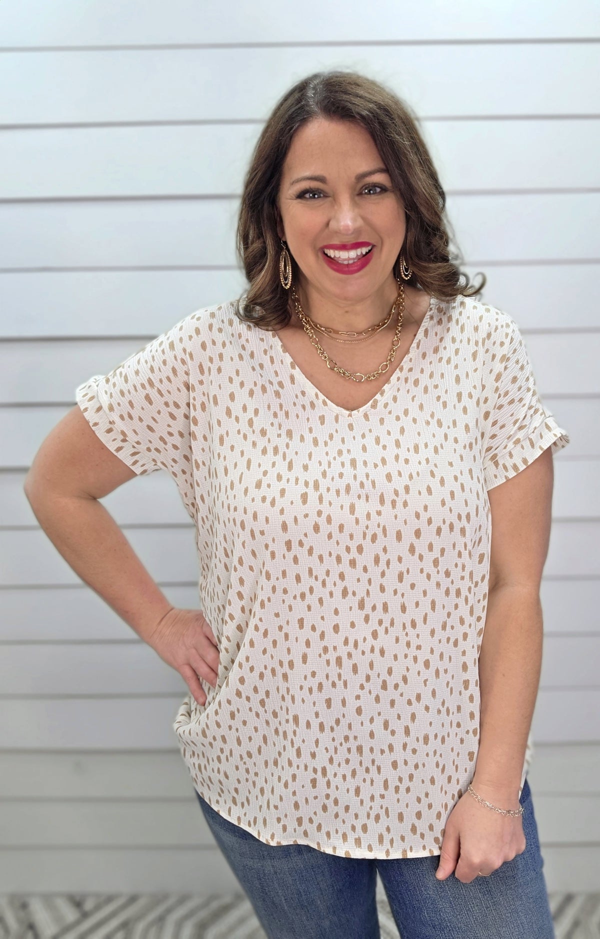 IVORY/KHAKI PRINTED V NECK LOOSE FIT TOP