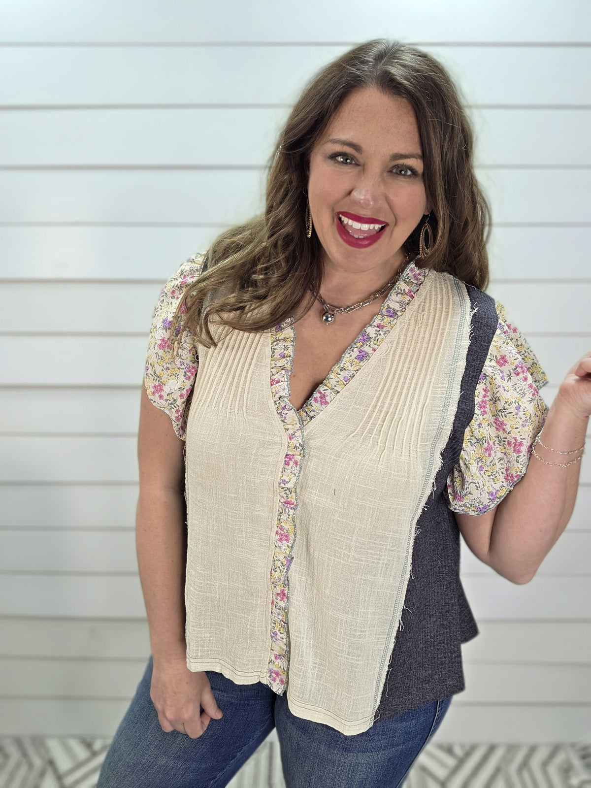 POL CREAM/CHARCOAL/FLORAL CONTRAST OVERSIZED V NECK BUTTON TOP