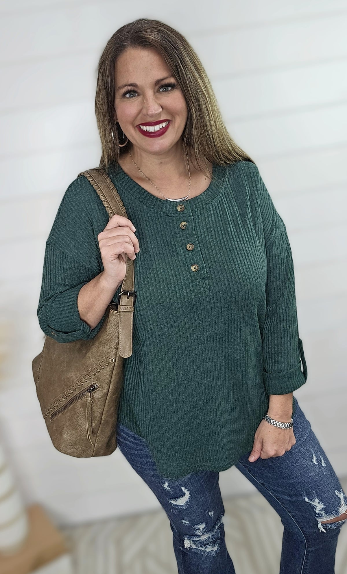 HUNTER GREEN HENLEY 3/4 ROLL UP SLEEVE KNIT TOP